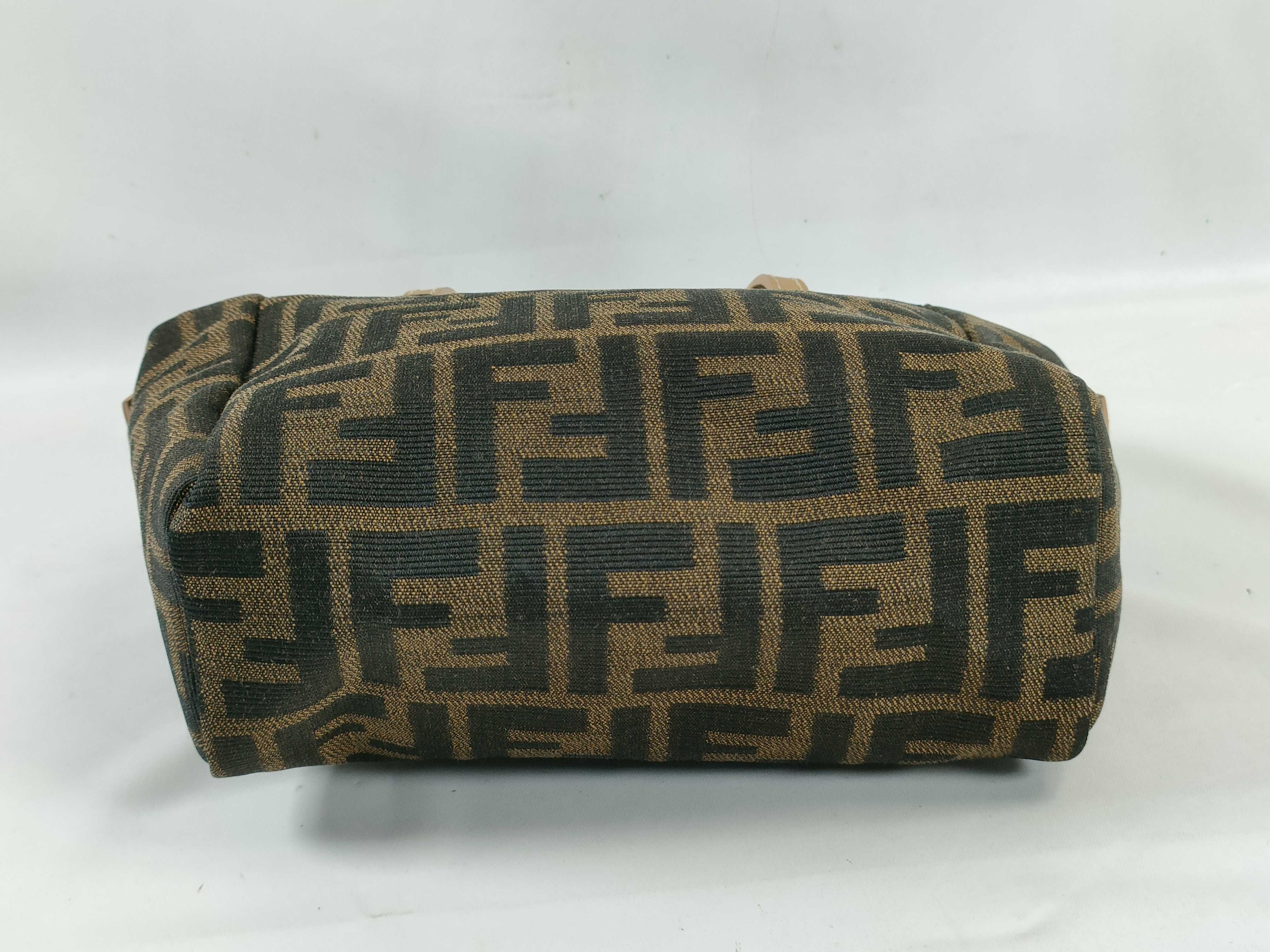 Zucca pattern Fendi Zucca handbag Brown handbag — view 7