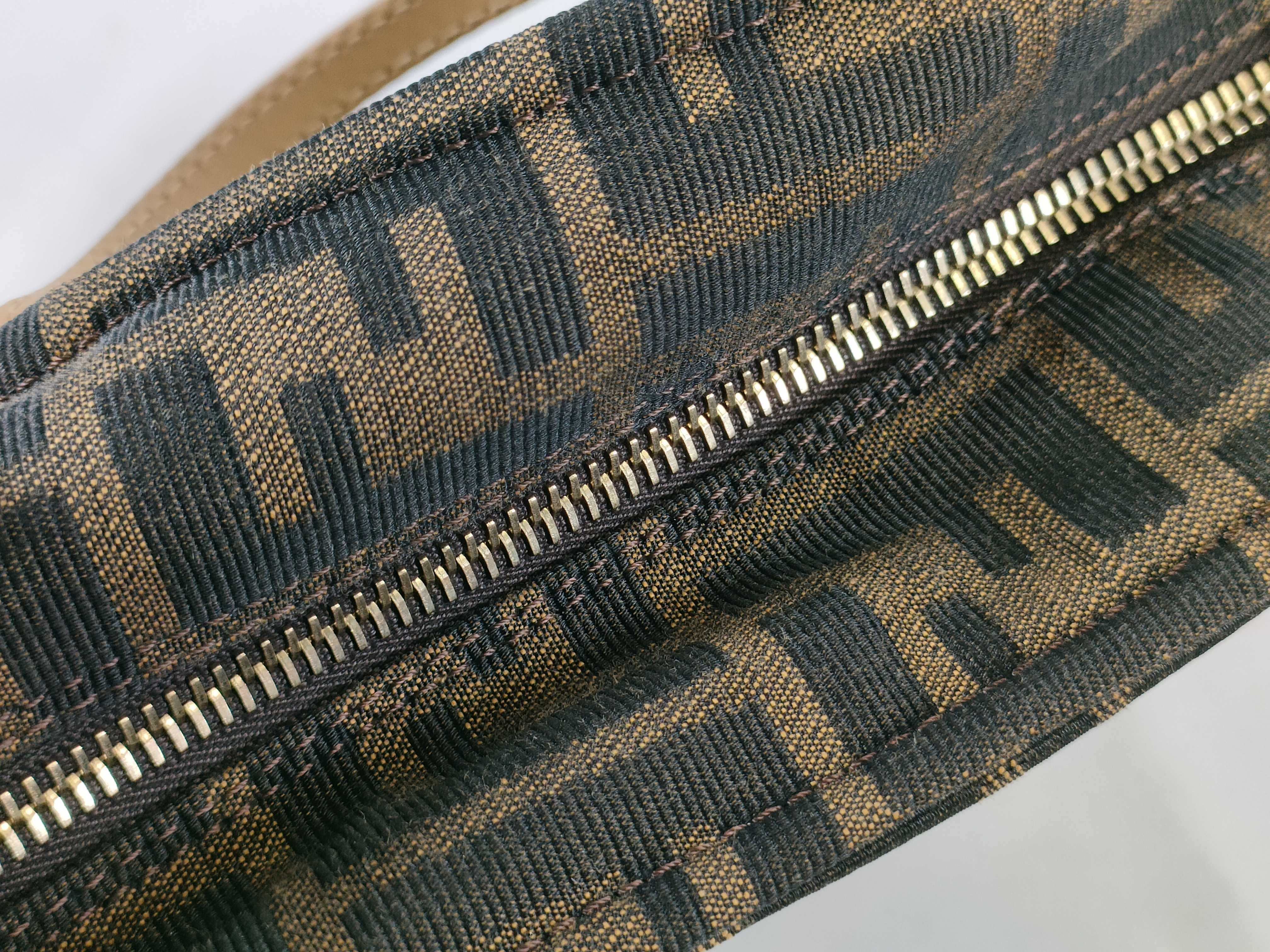 Zucca pattern Fendi Zucca handbag Brown handbag — view 9