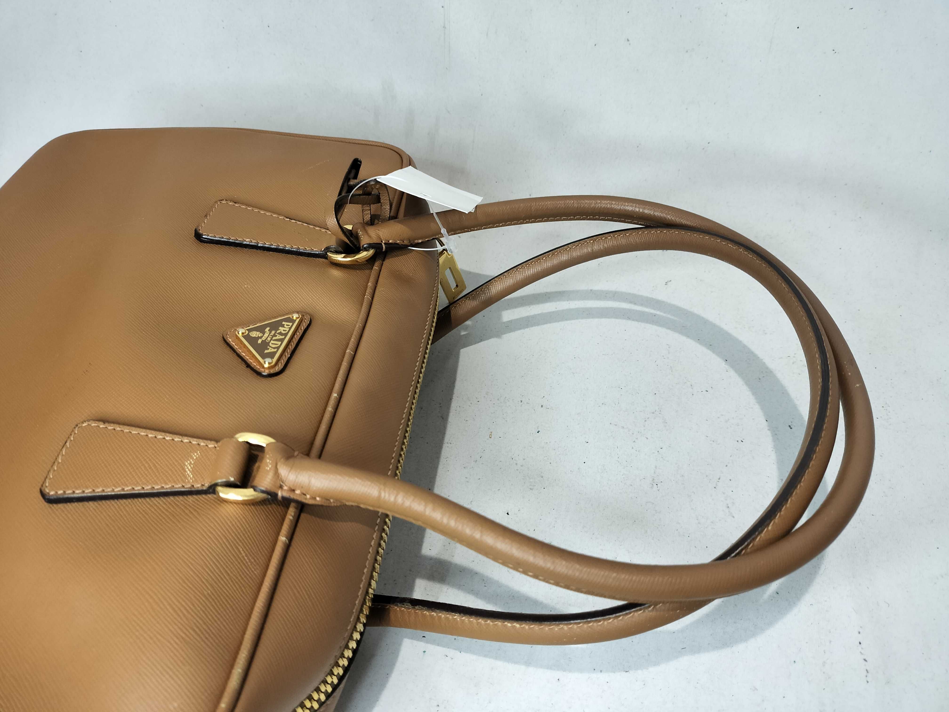 handbag — view 4