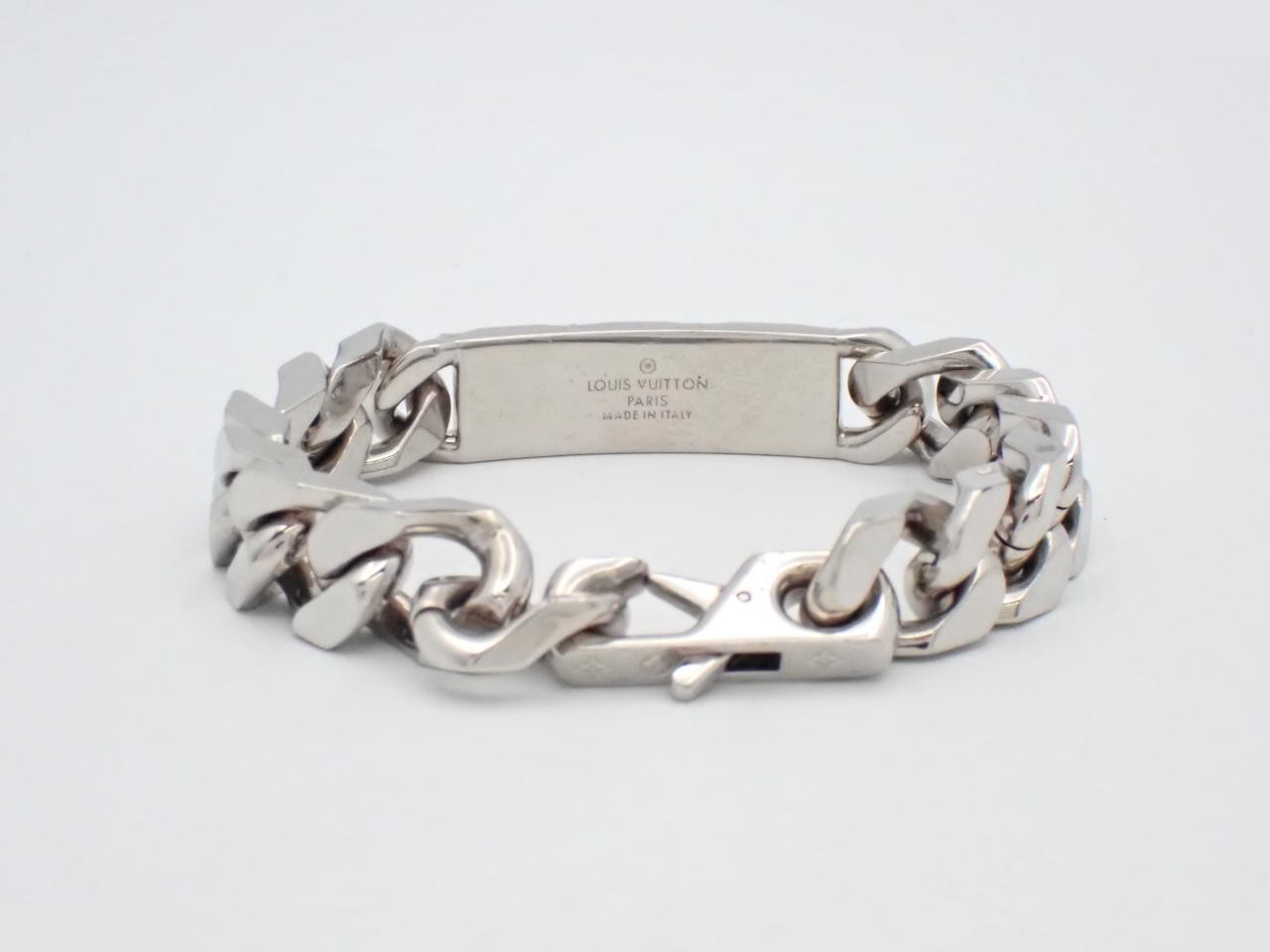 Monogram bracelet, silver, wrist circumference approximately 18 cm — view 2