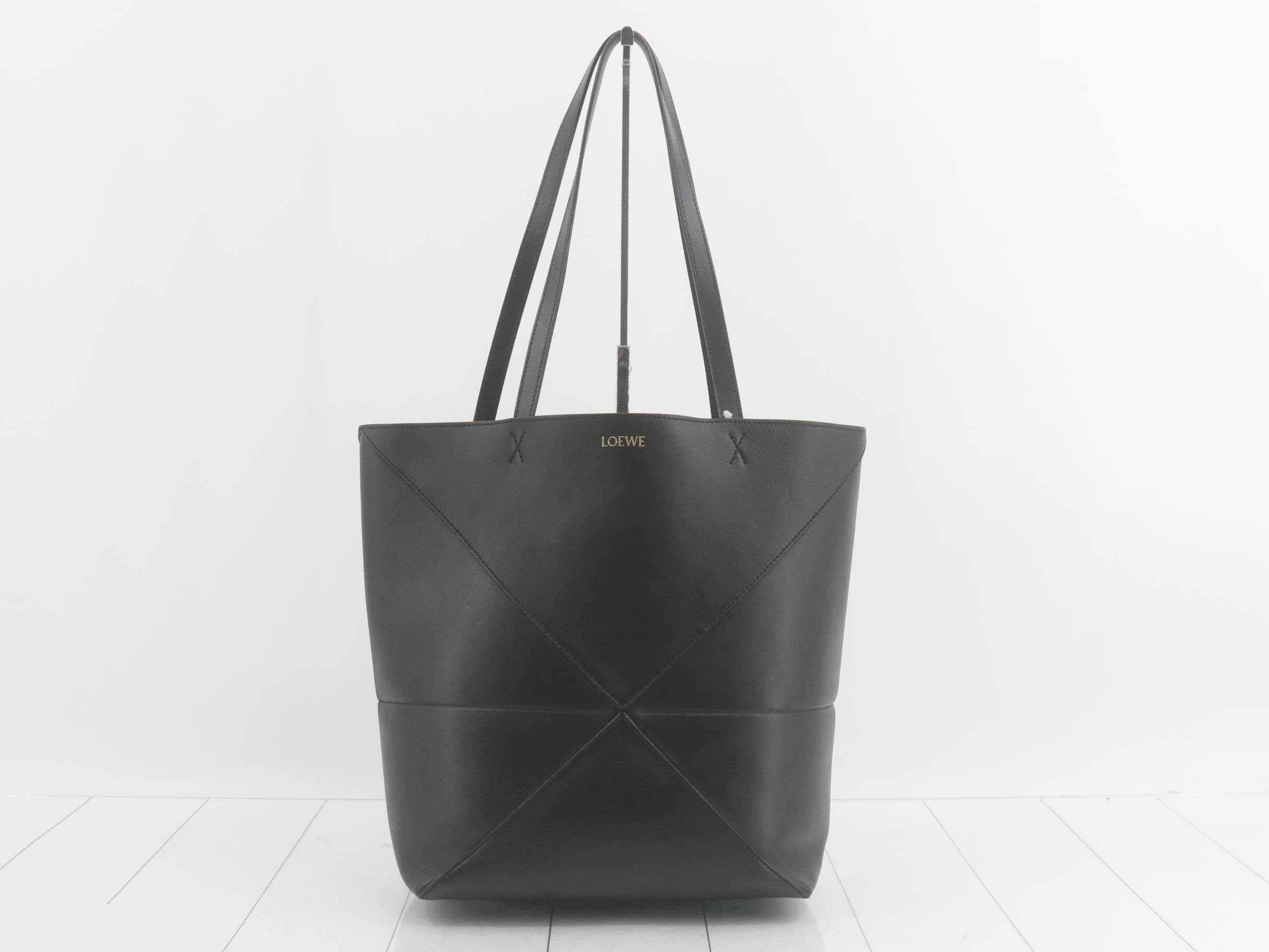 Other lines: Bags and tote bags