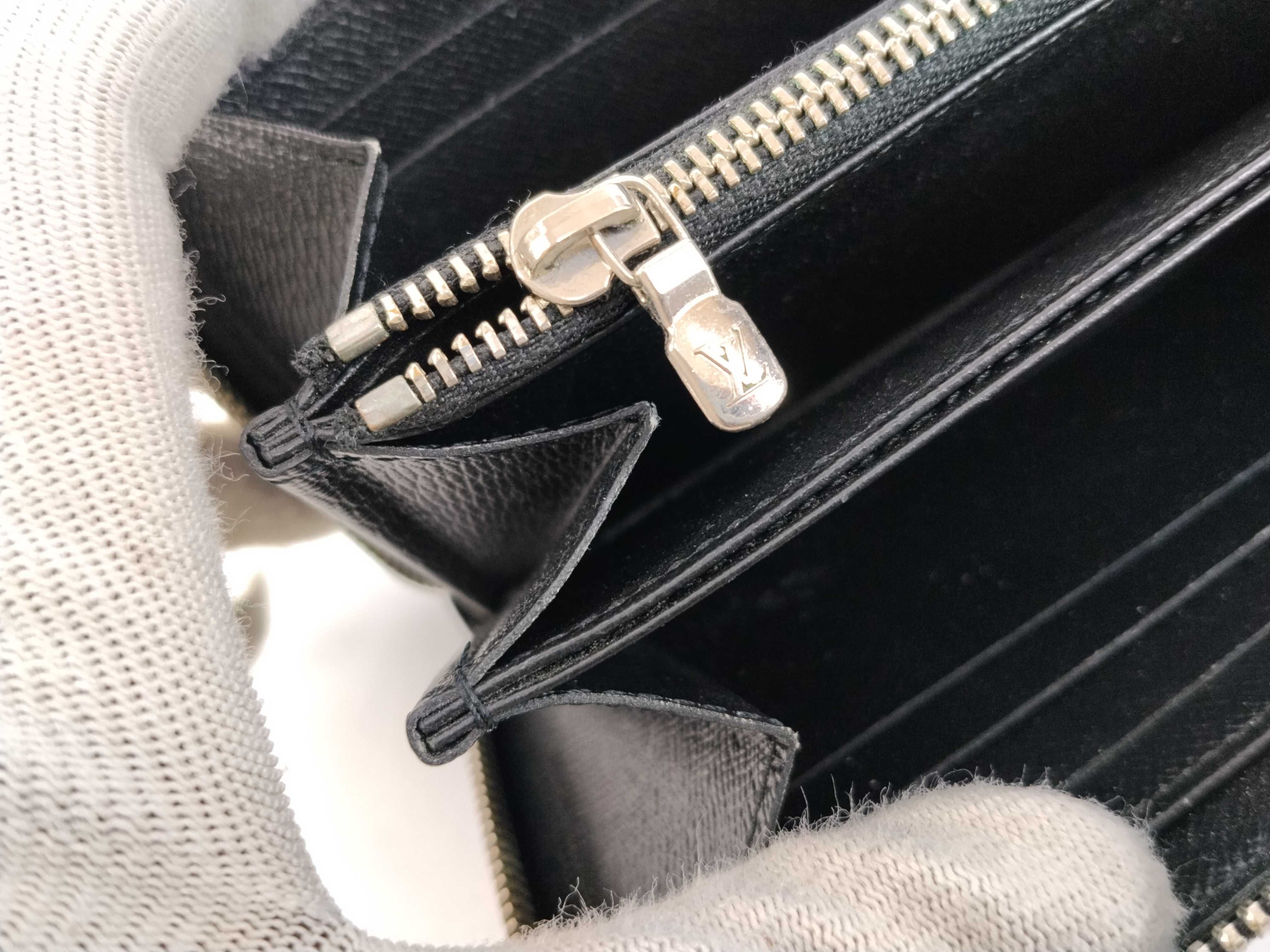Epi M61857 Epi Zippy Wallet — view 11