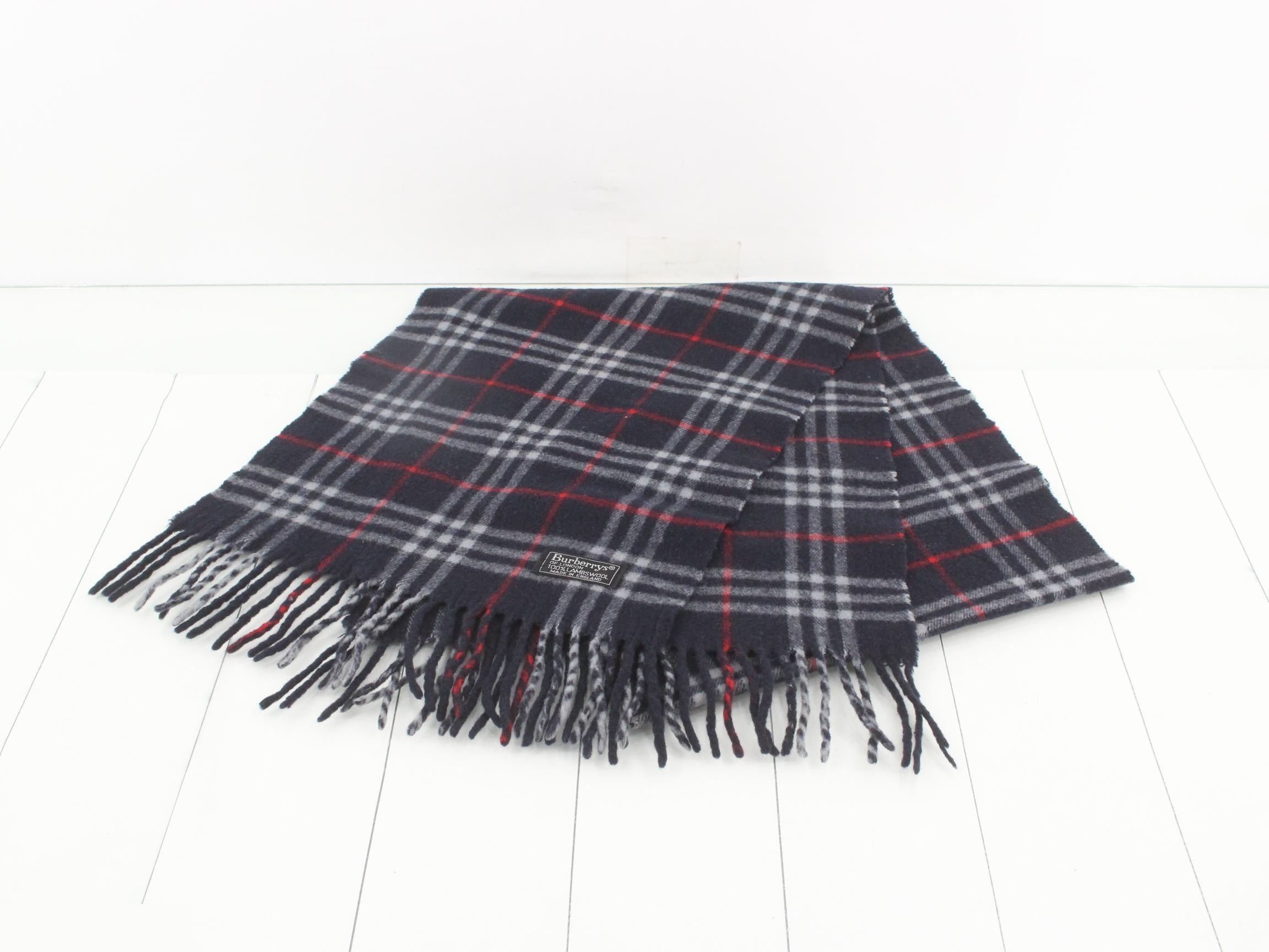 Other lines: Small items, accessories, and scarves — view 2