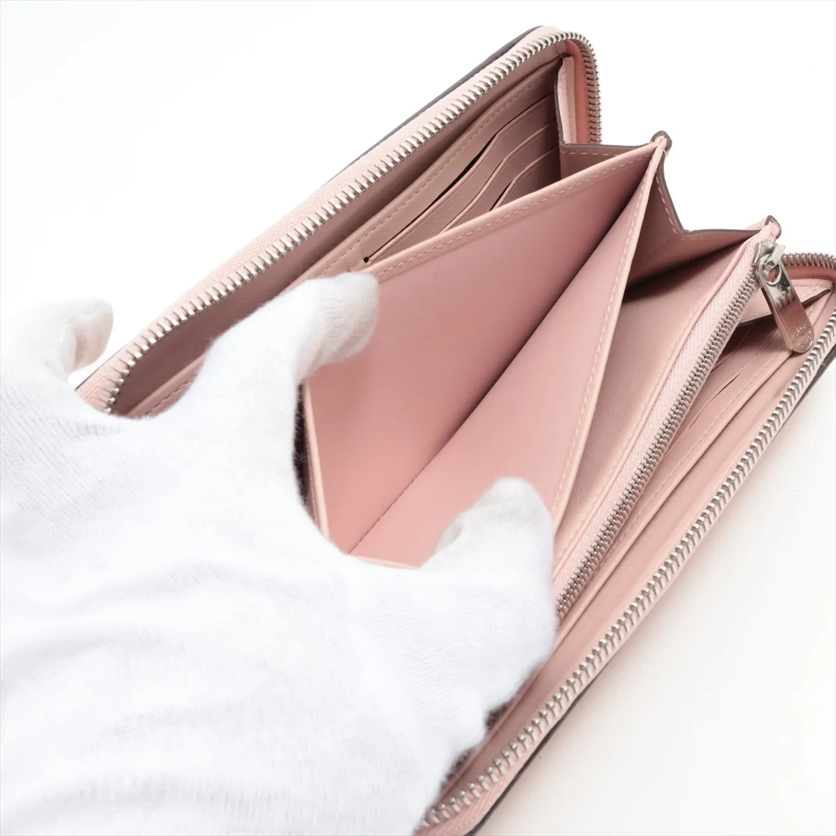 Mahina Zippy Wallet M82755 Rose Jasmine Round Zip Wallet (RFID detected) — view 6