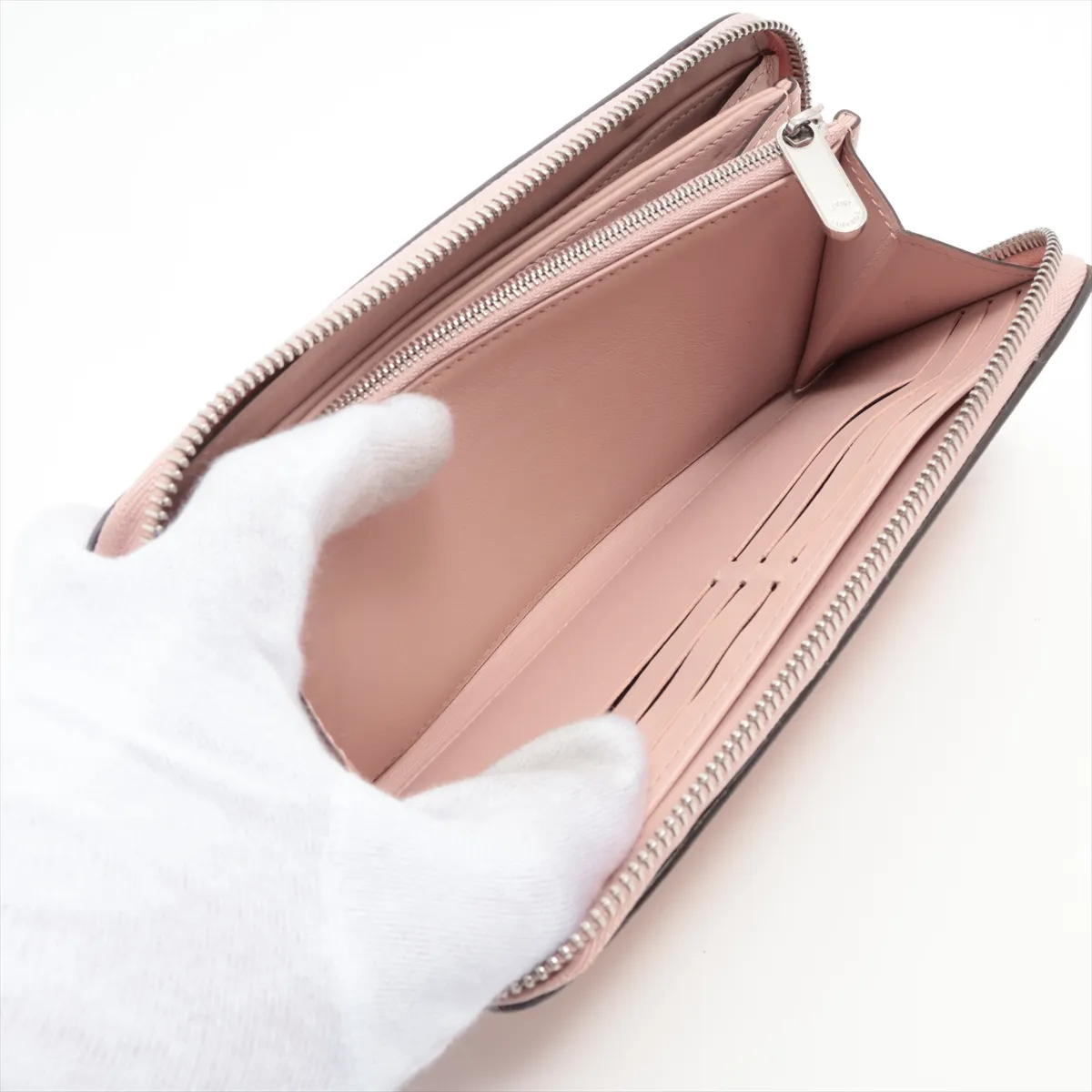 Mahina Zippy Wallet M82755 Rose Jasmine Round Zip Wallet (RFID detected) — view 8