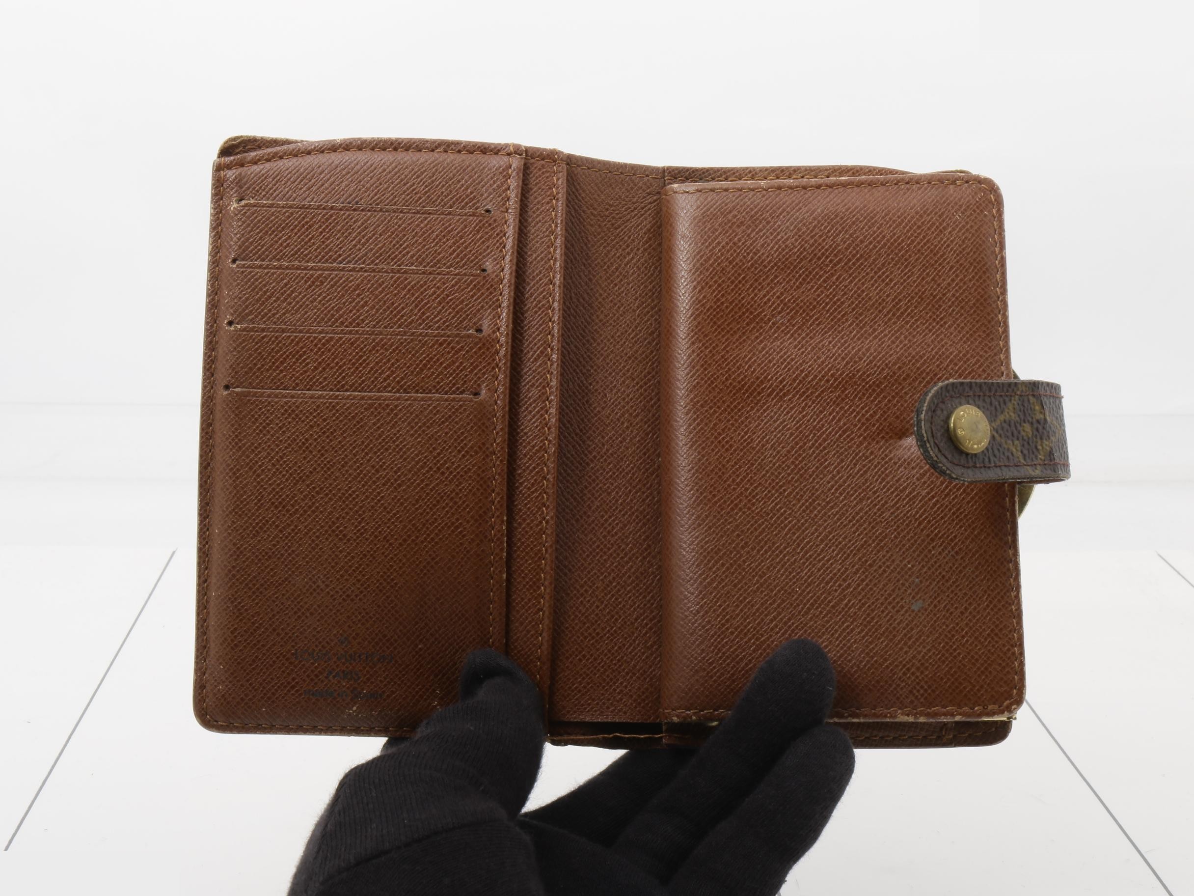 M61663 LV Monogram Portemonnaie Bi-fold Wallet — view 4