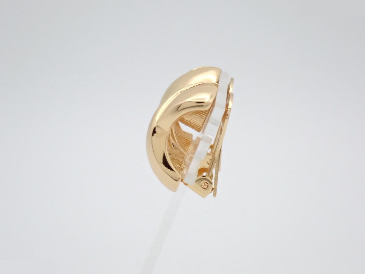 Earrings — view 3