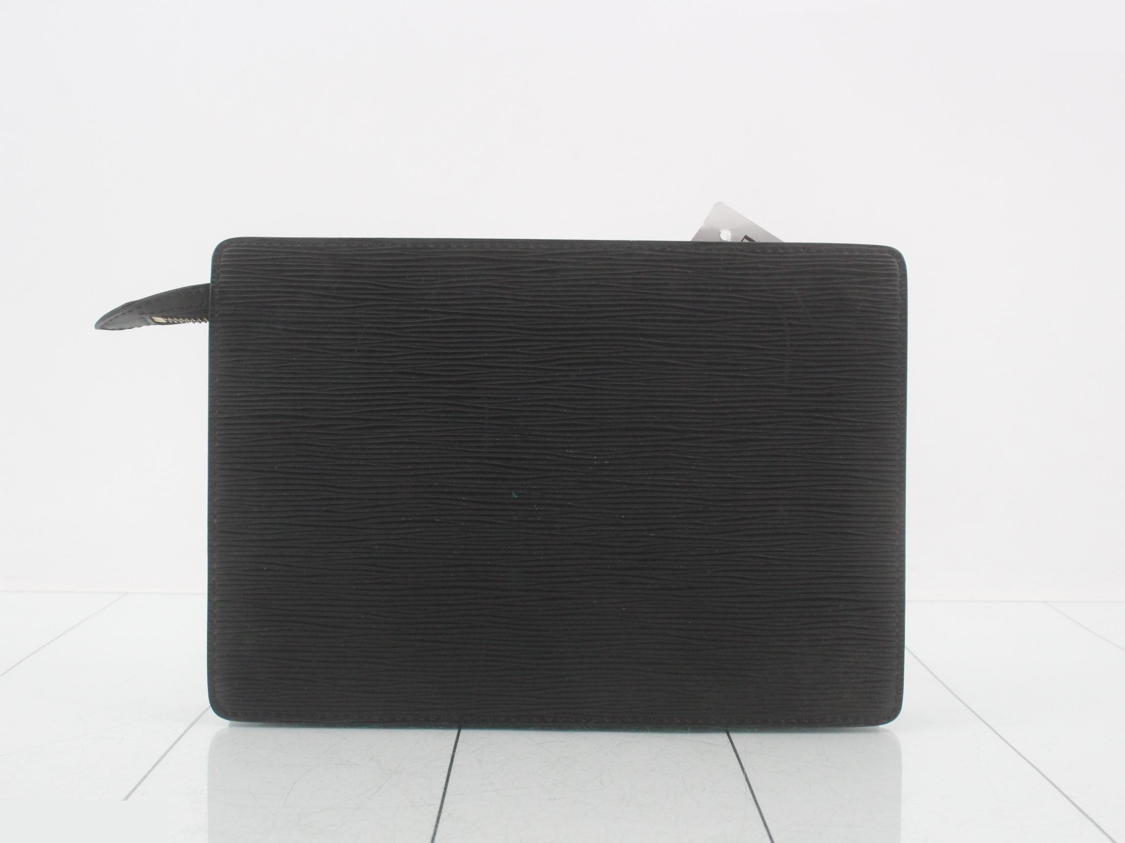 Epi Pochette Homme Noir Clutch Bag — view 2