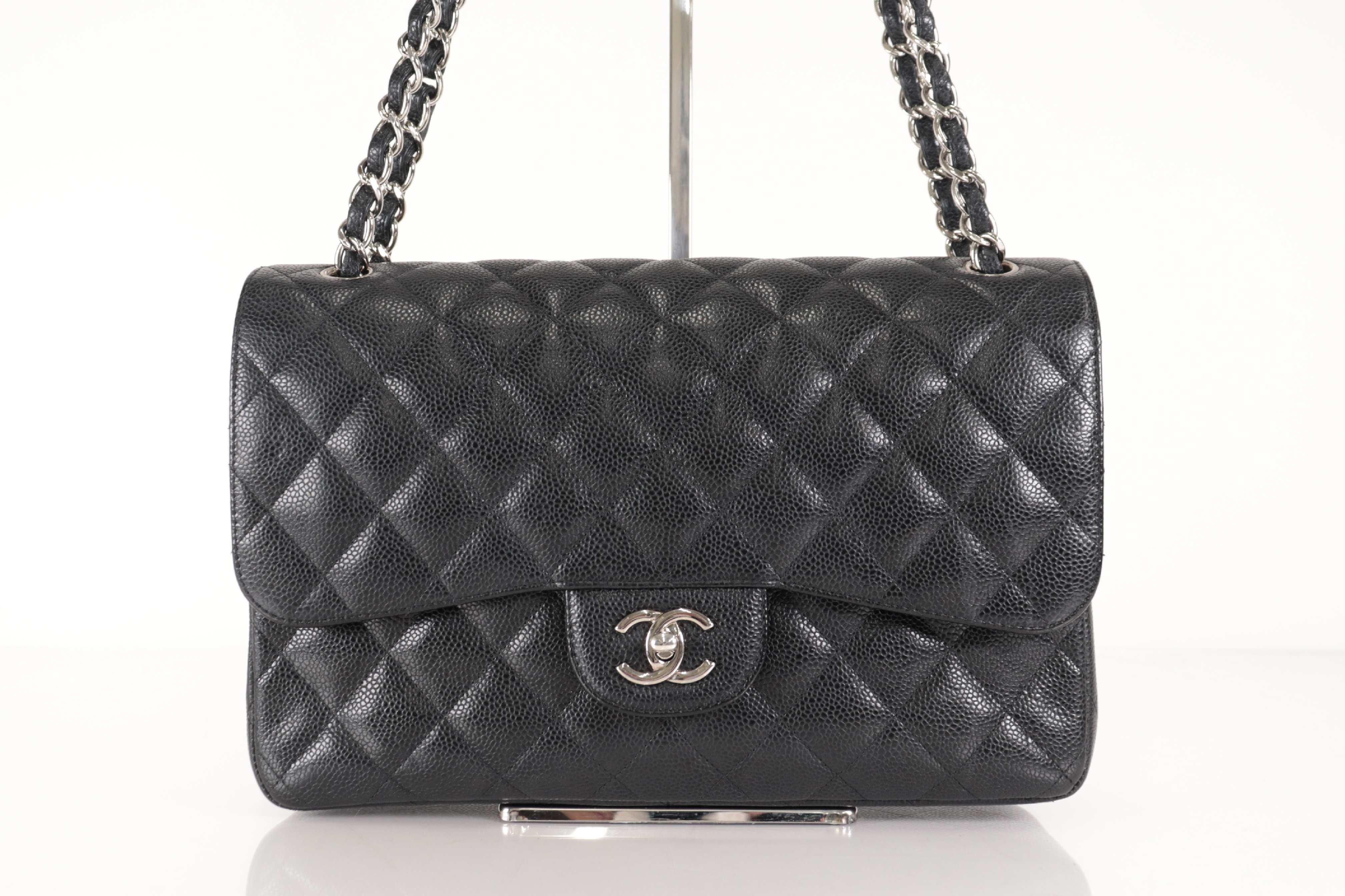 Double Flap 30 Caviar Leather Silver Hardware Shoulder Bag — view 2