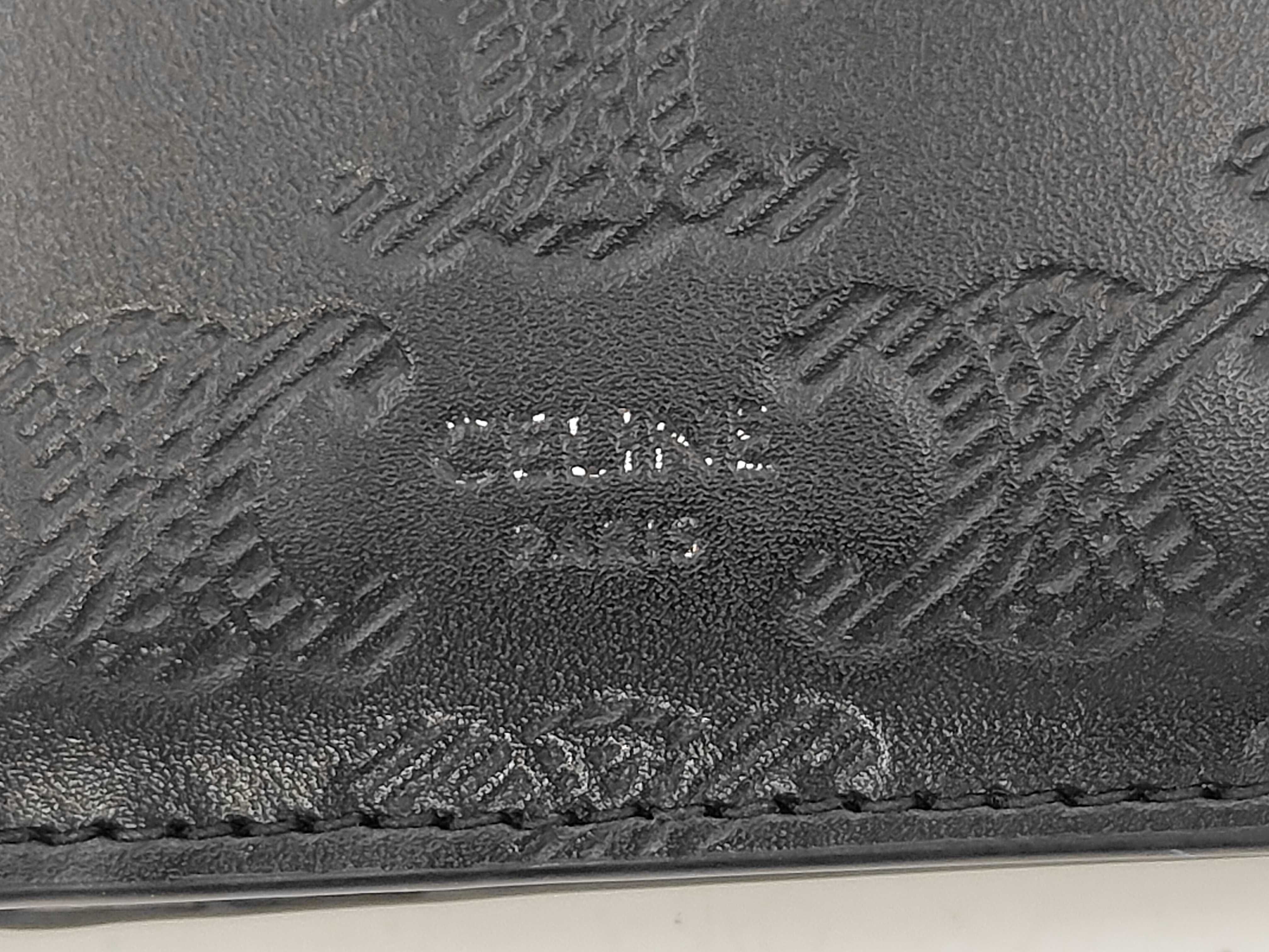 bi-fold wallet, black wallet — view 10