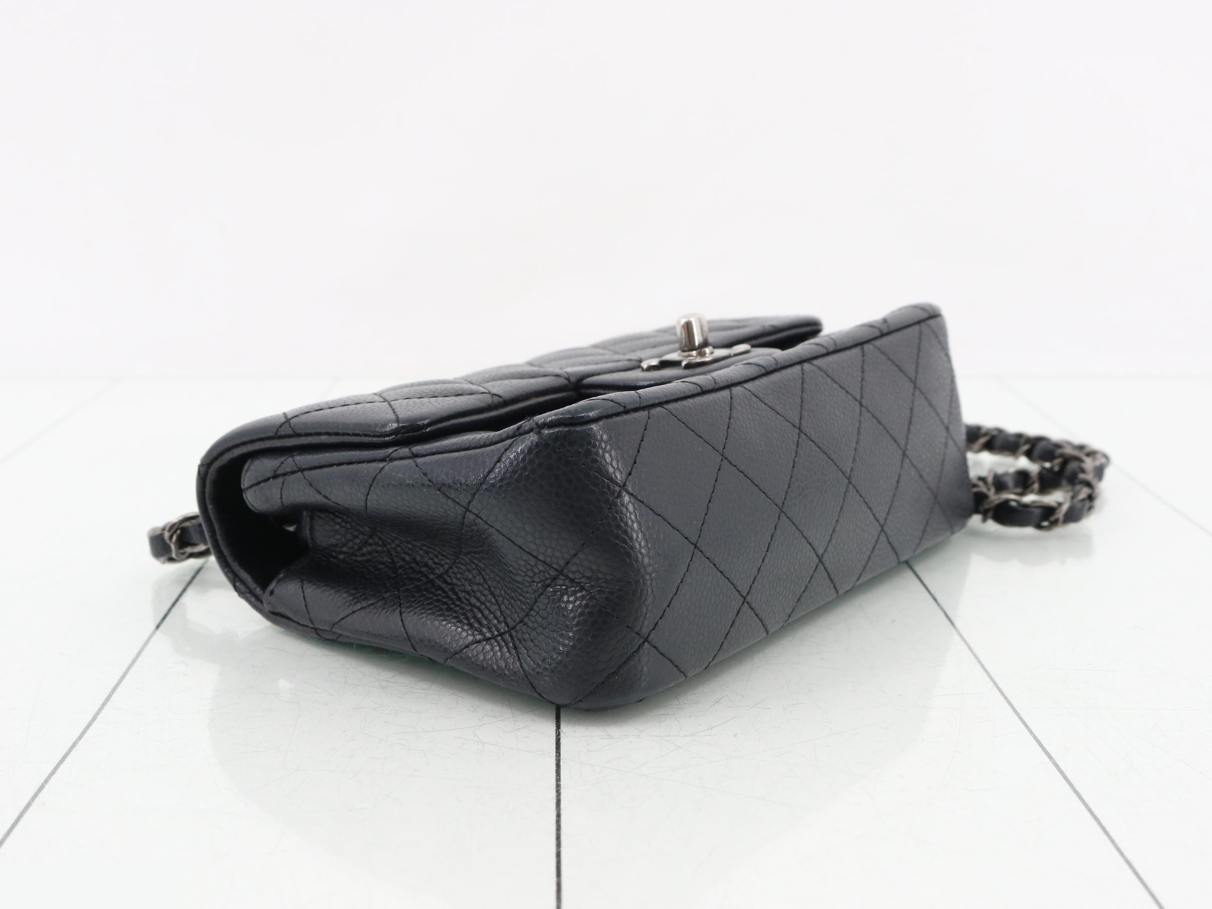 Matelassé 20 Caviar Skin Chain Shoulder Bag — view 5