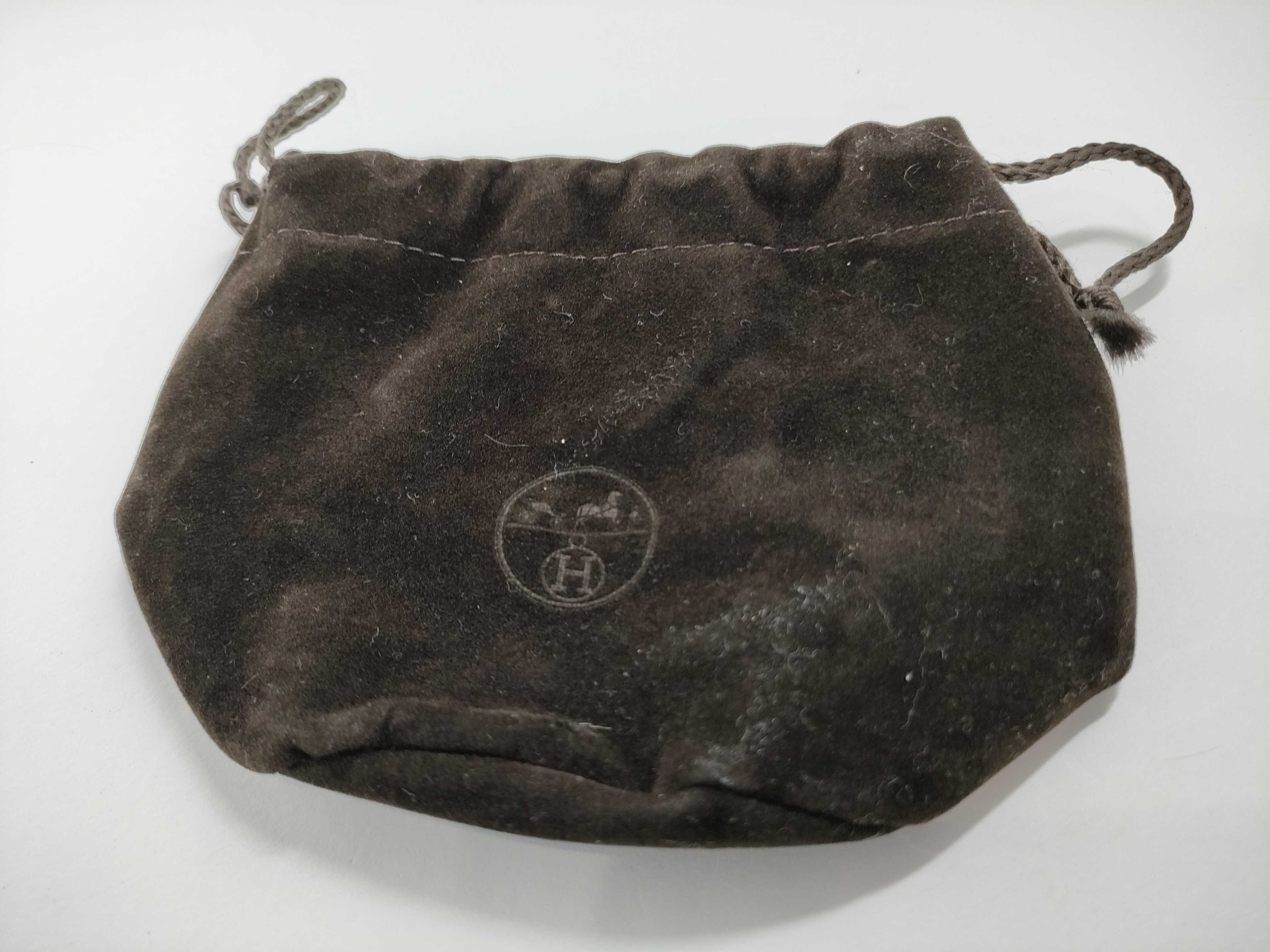 Magnifying Glass, Oeil de Cleopatra (Cleopatra's Eye), and other accessories. — view 12