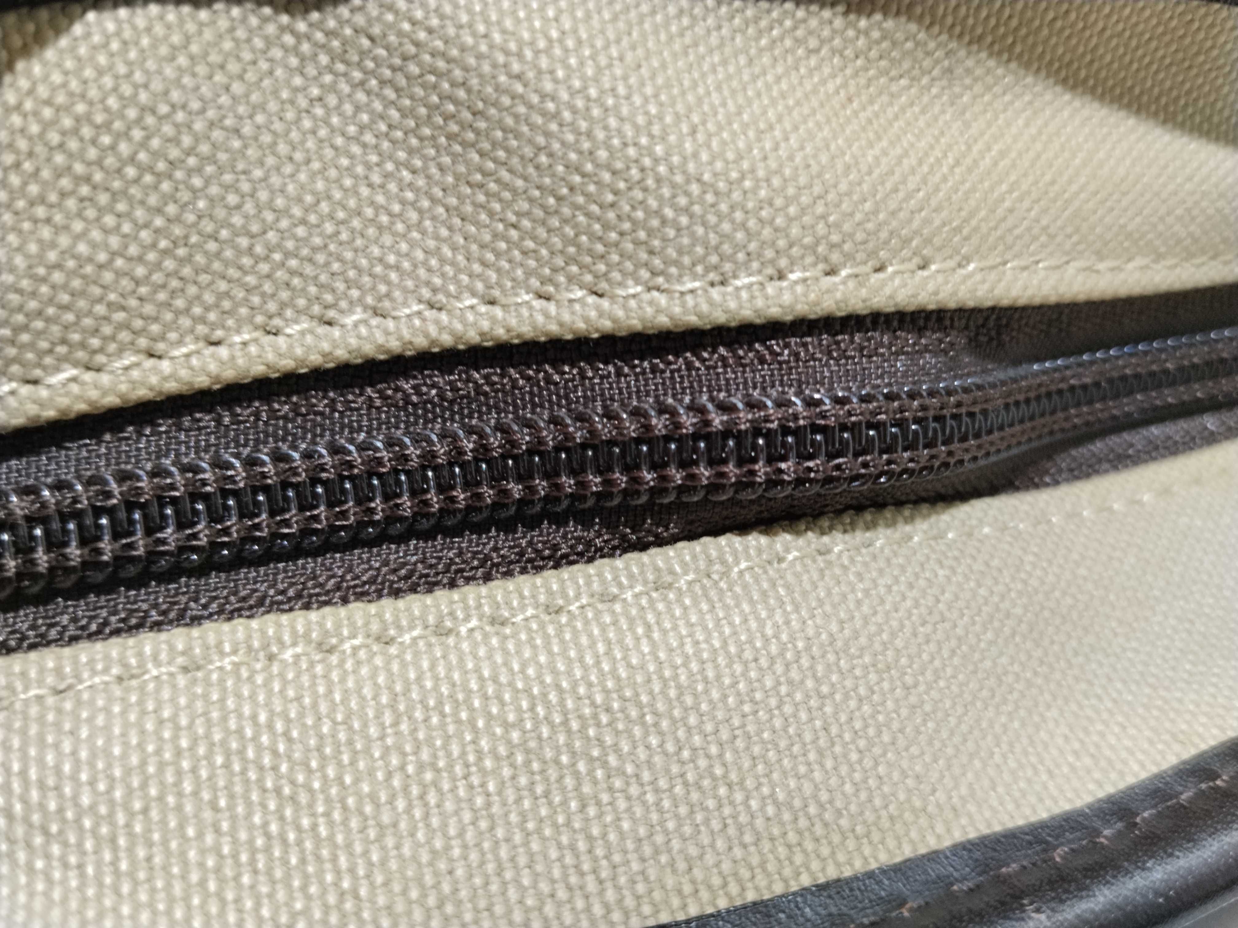 Black Label Burberry 2-Way Bag with Long Strap, Business Bag, Beige Business Bag — view 10
