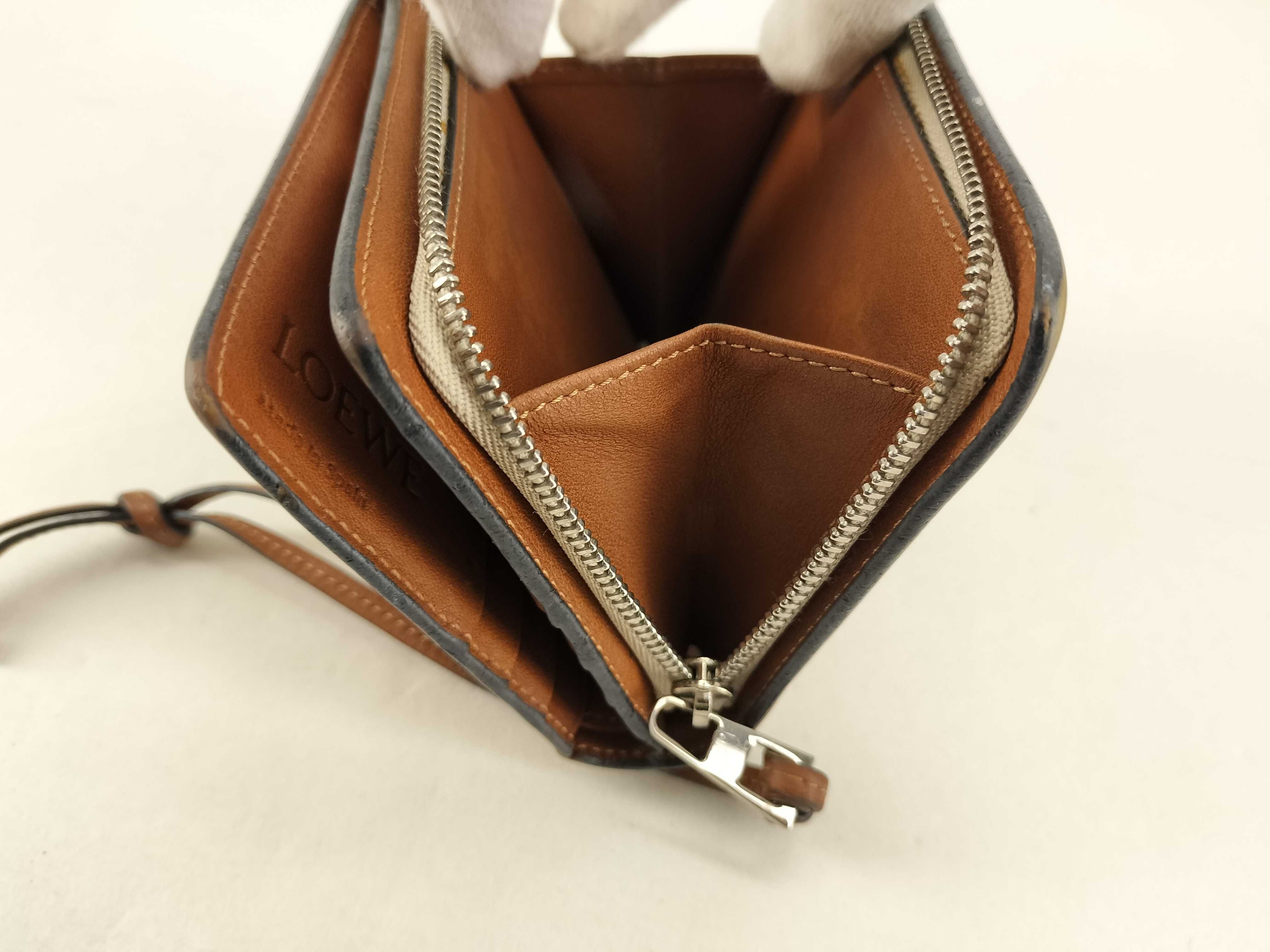 Compact Wallet — view 9