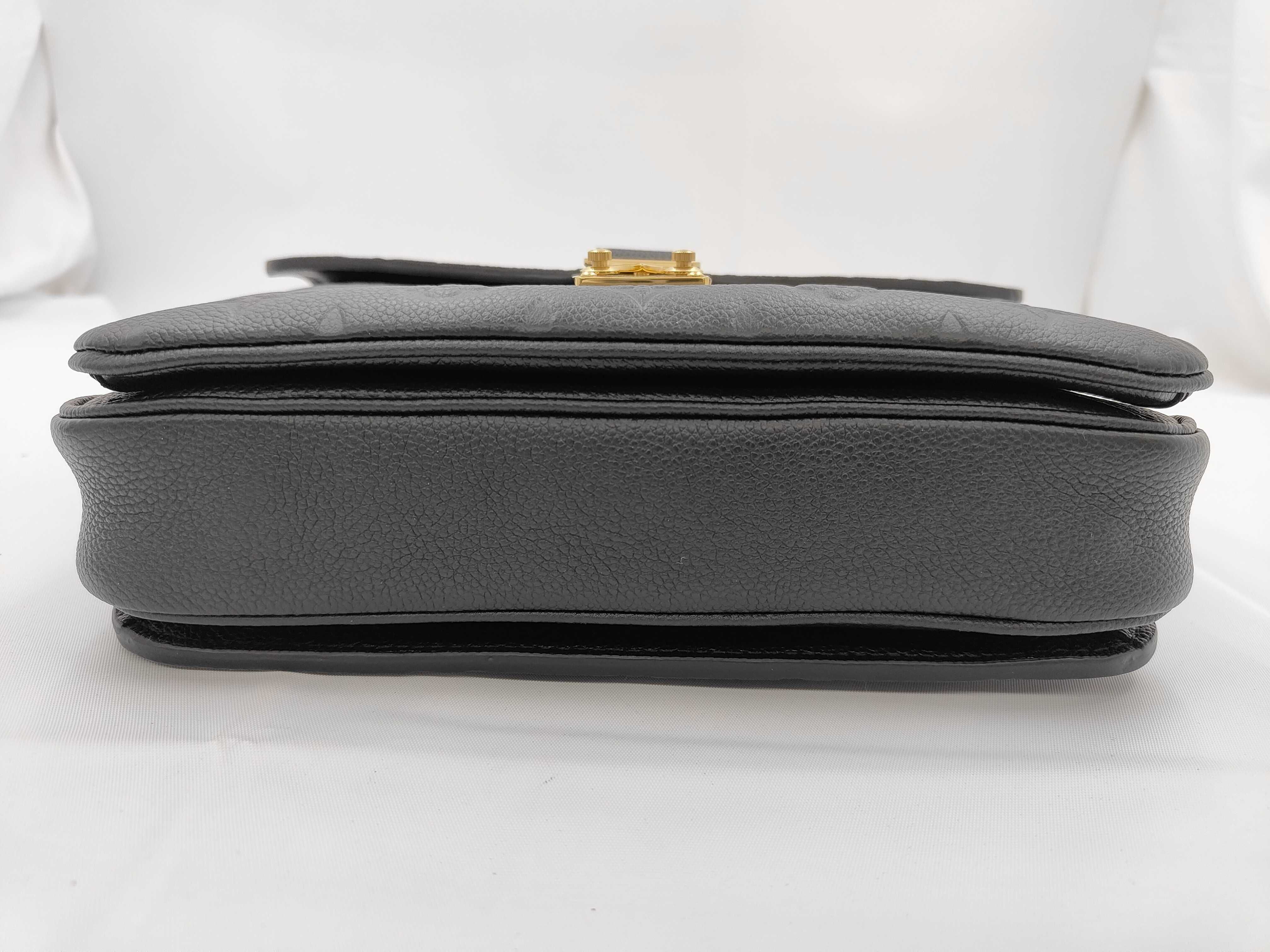 Pochette Métis MM 2-Way Shoulder Bag M41487 Empreinte Black Gold Hardware Shoulder Strap Shoulder Bag — view 5