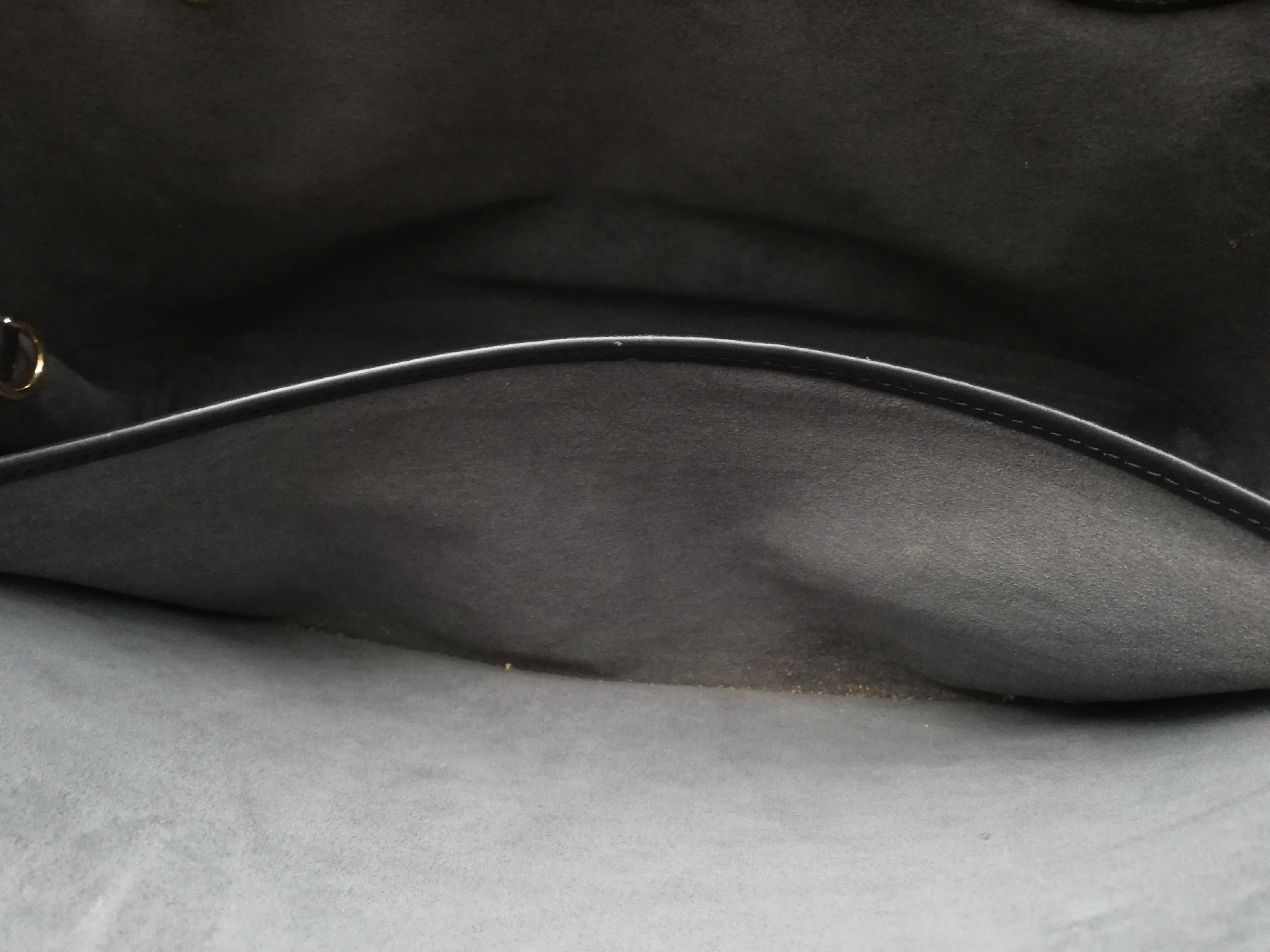 Epi Lussac M52282 Noir Shoulder Bag — view 15