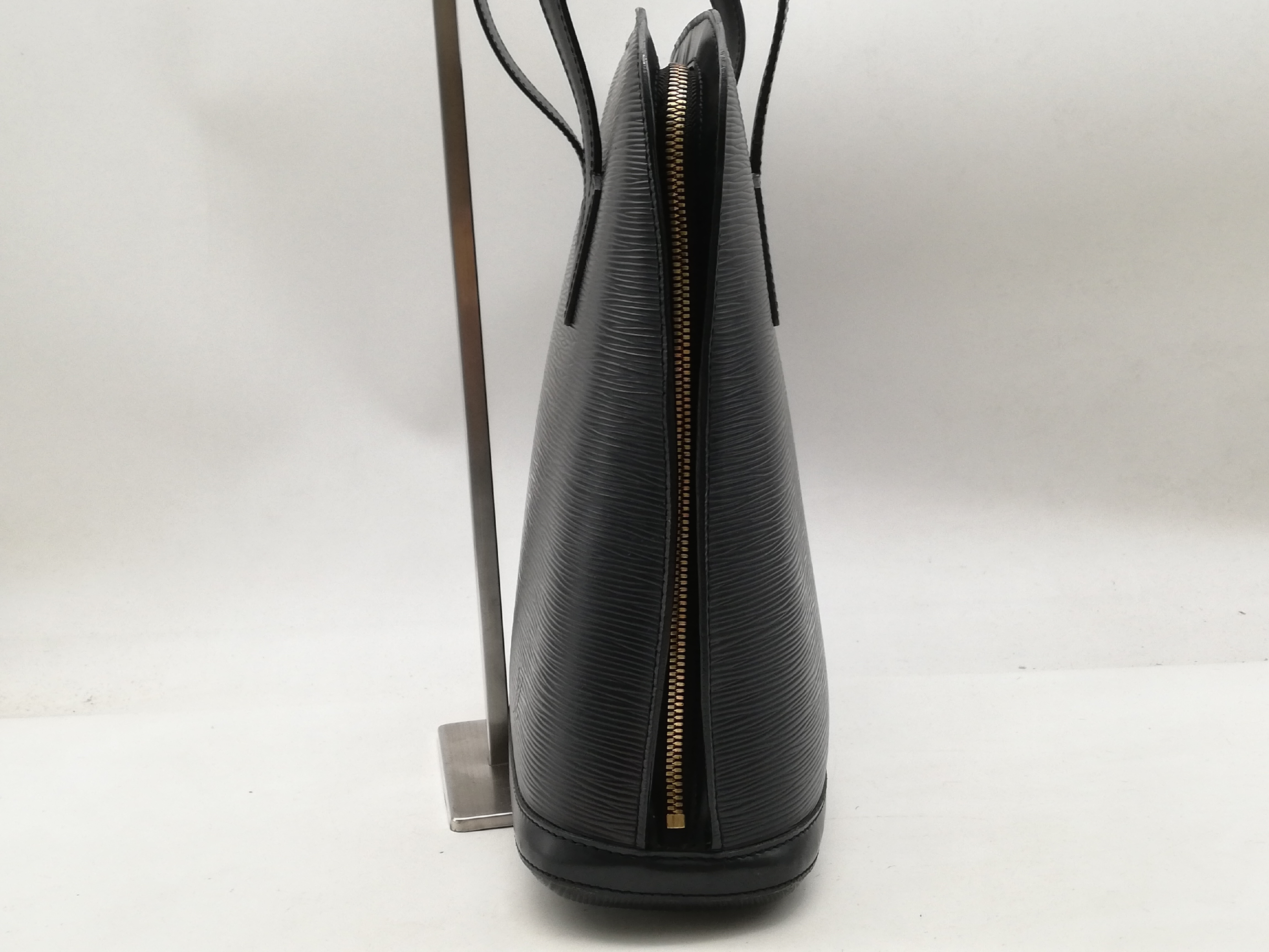 Epi Lussac M52282 Noir Shoulder Bag — view 4