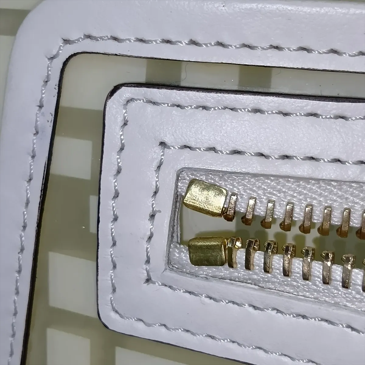 Zucca Runaway Vinyl x Leather 2-Way Handbag Beige x White 8BH353 — view 15