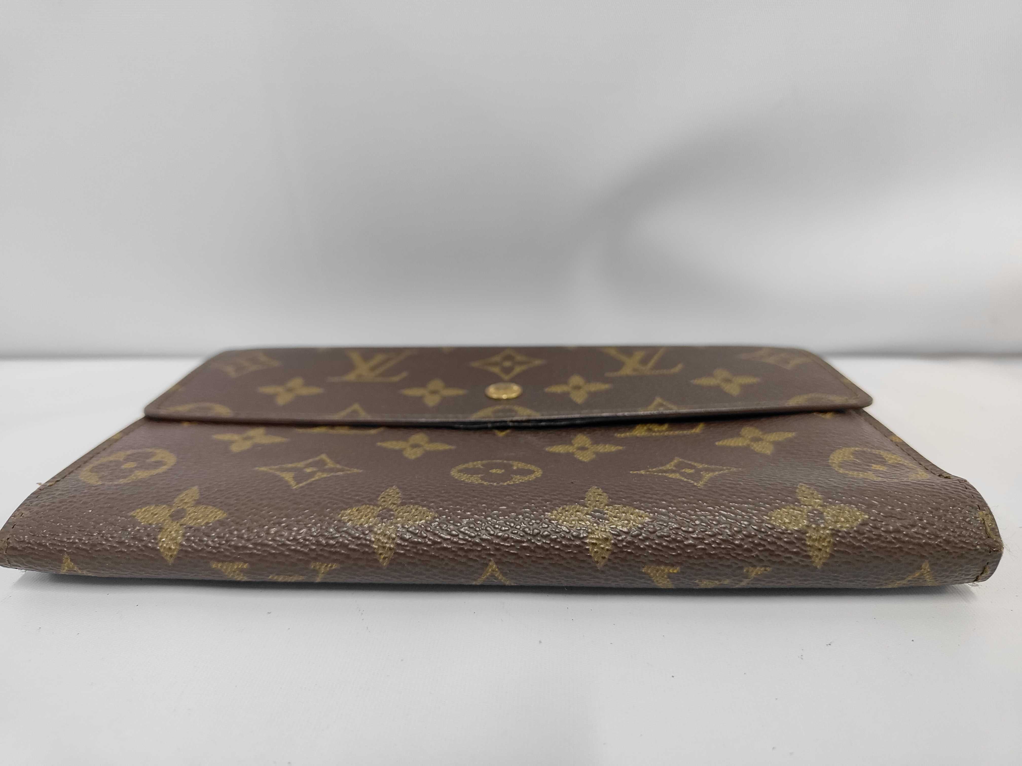 Monogram / Pochette Passeport / M60135 / CA0963 / Long Wallet / PVC Wallet — view 4
