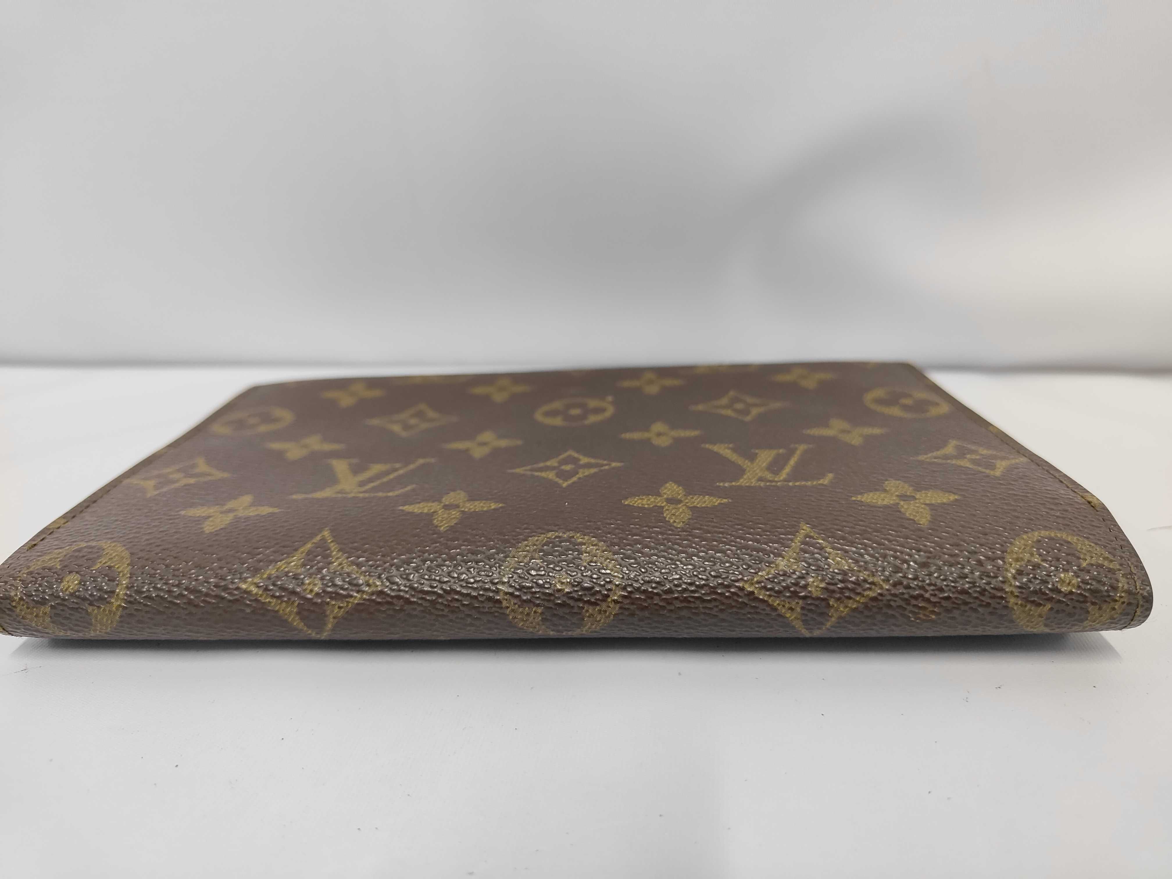 Monogram / Pochette Passeport / M60135 / CA0963 / Long Wallet / PVC Wallet — view 5