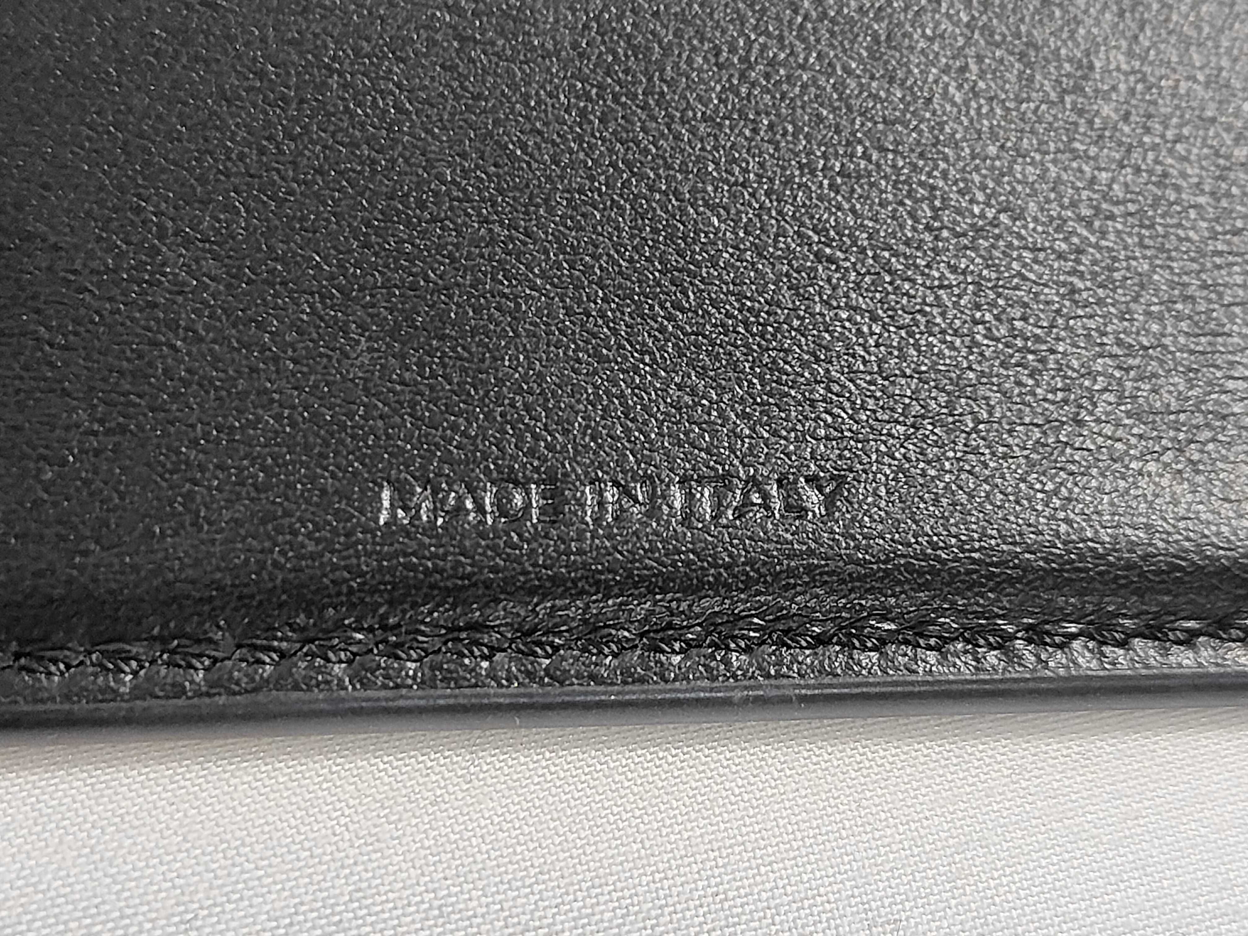 Triomphe Compact Wallet, Black — view 12