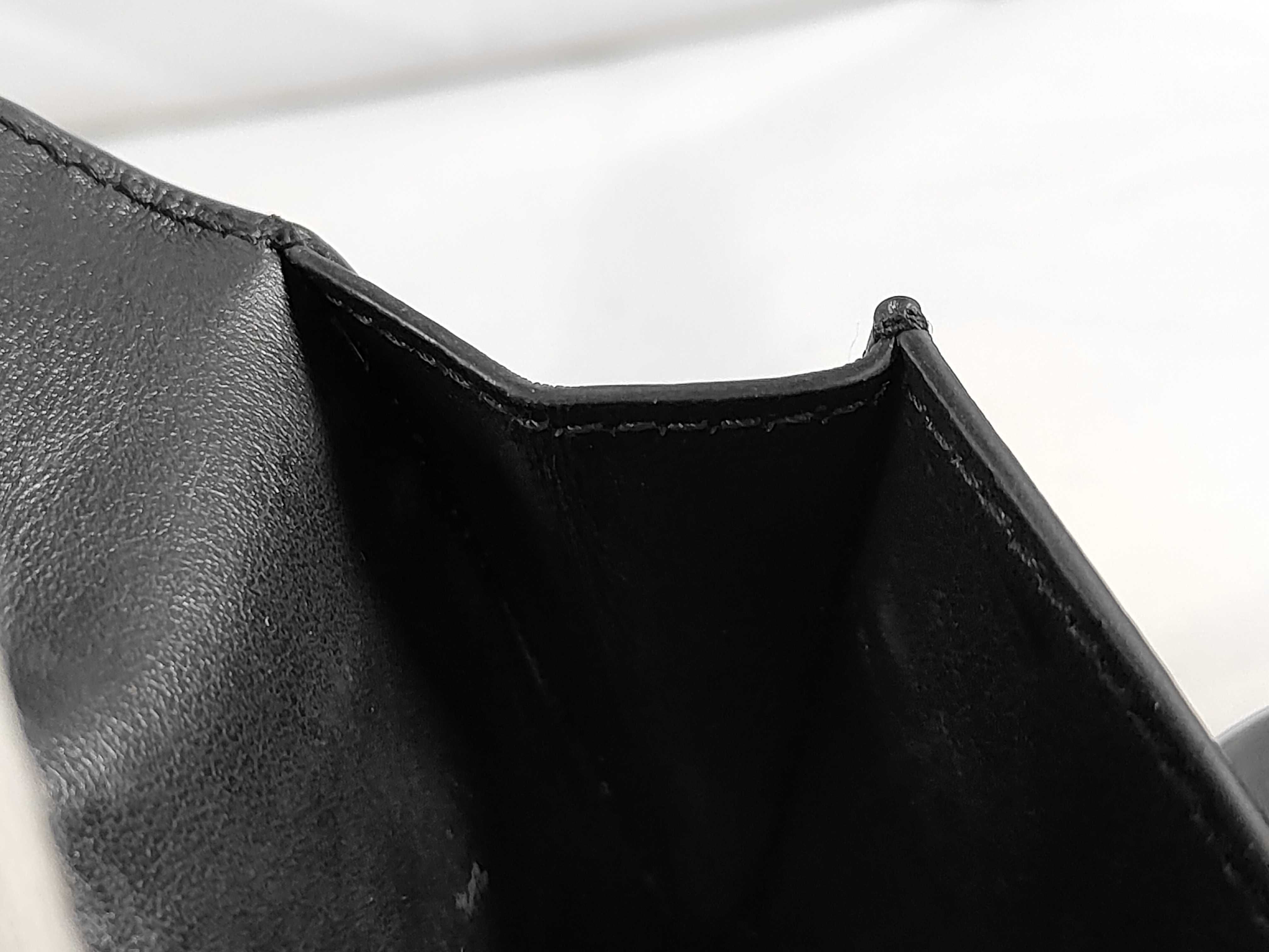 Triomphe Compact Wallet, Black — view 9