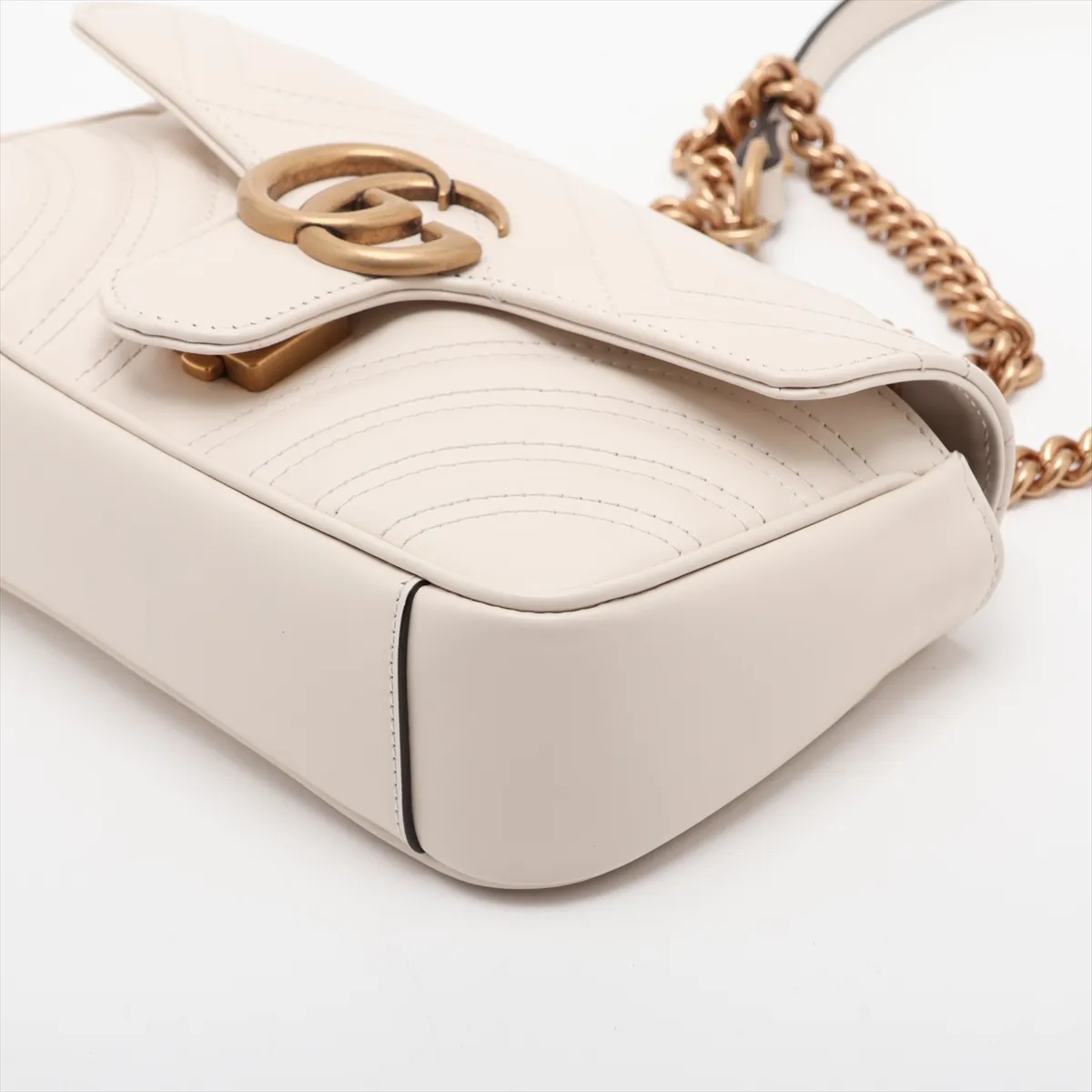 GG Marmont Leather Chain Shoulder Bag, White, 446744 — view 3