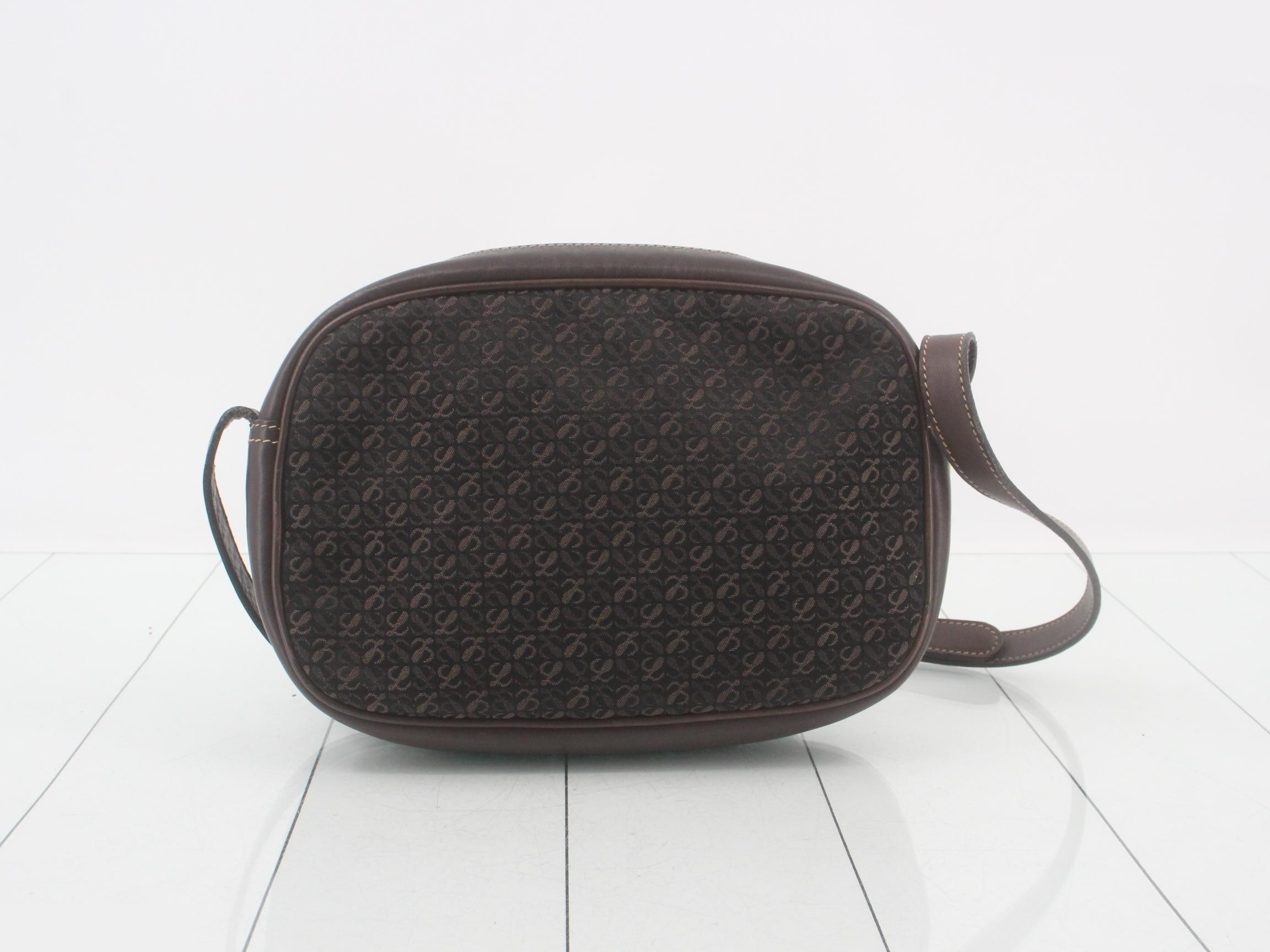 shoulder bag, vintage — view 2