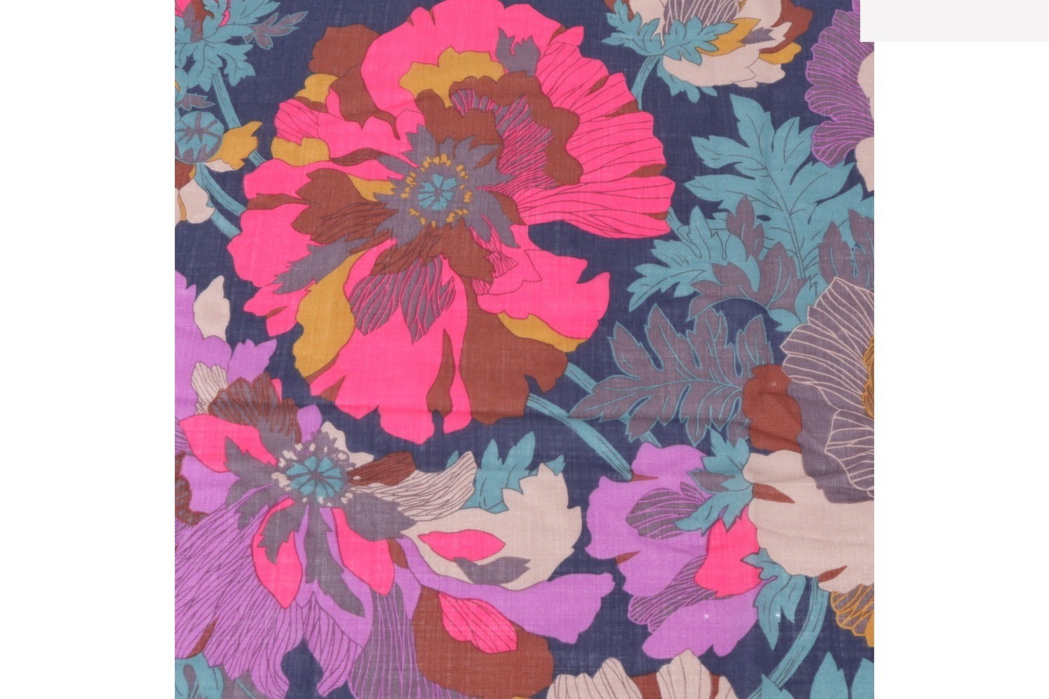 Scarf with tags — view 6