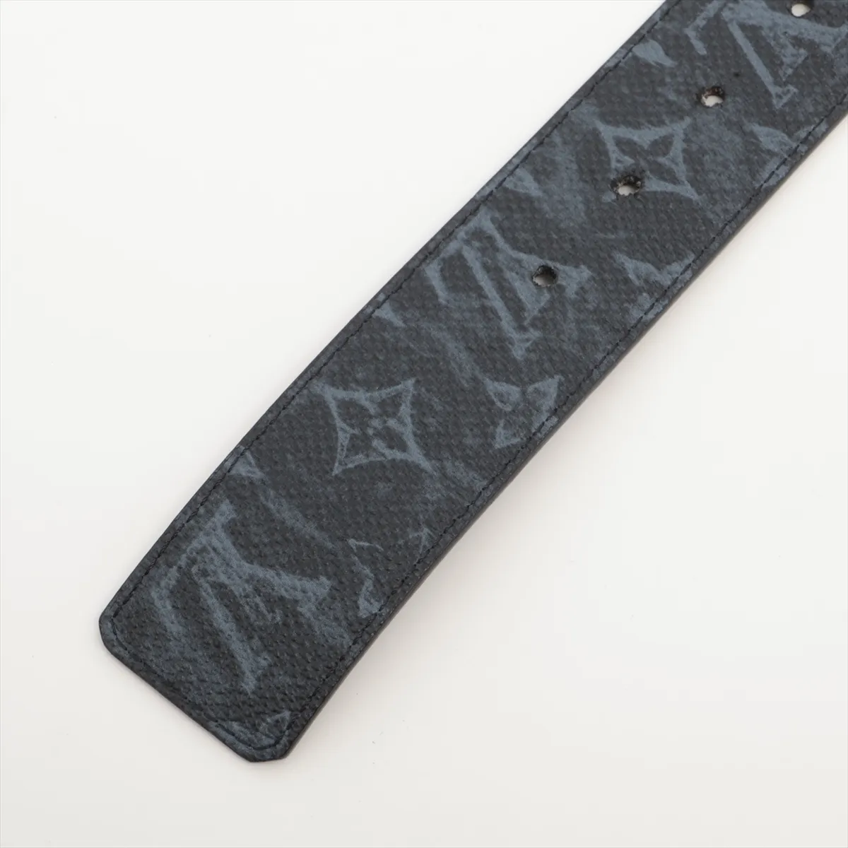 MP281 Ceinture LV Shape 40MM Reversible Belt AC4210 90 PVC x Leather Black. Shows signs of wear: — view 3
