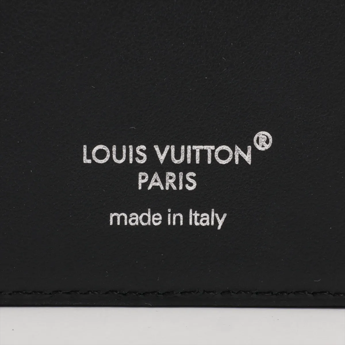Monogram Macassar Porto Cult Magnet M13185 ME0215 Monogram Noir Card Case — view 3