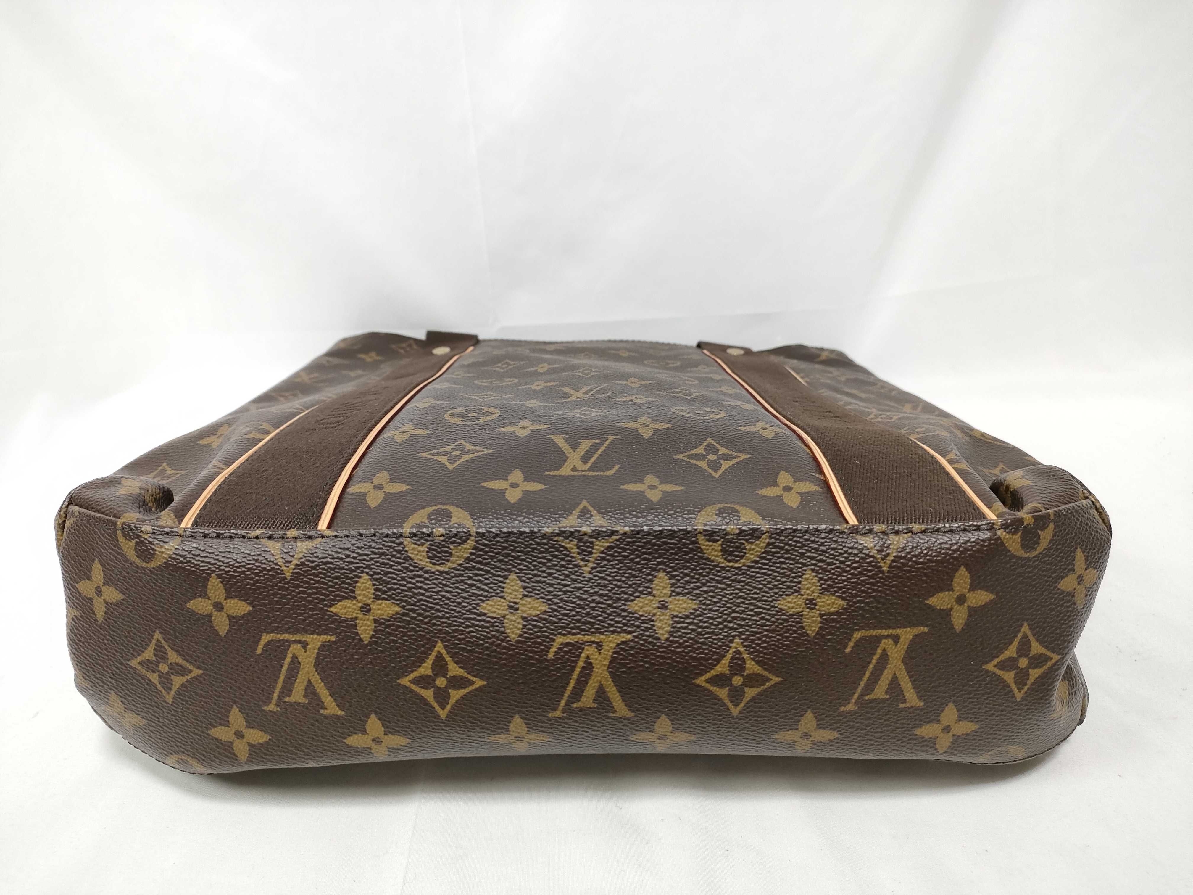 Monogram ID- Monogram Cabas Beaubourg Tote Bag M53013 Brown Tote Bag — view 3