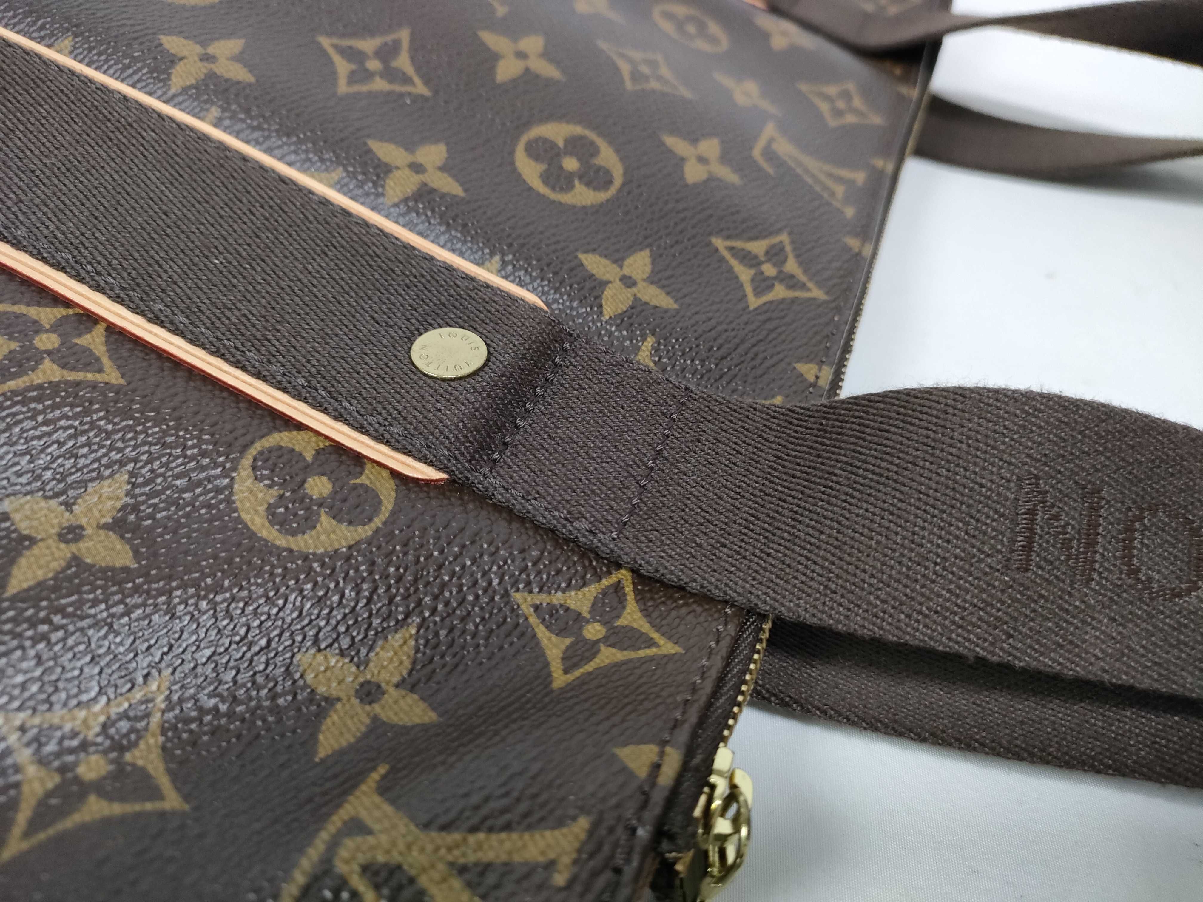 Monogram ID- Monogram Cabas Beaubourg Tote Bag M53013 Brown Tote Bag — view 8