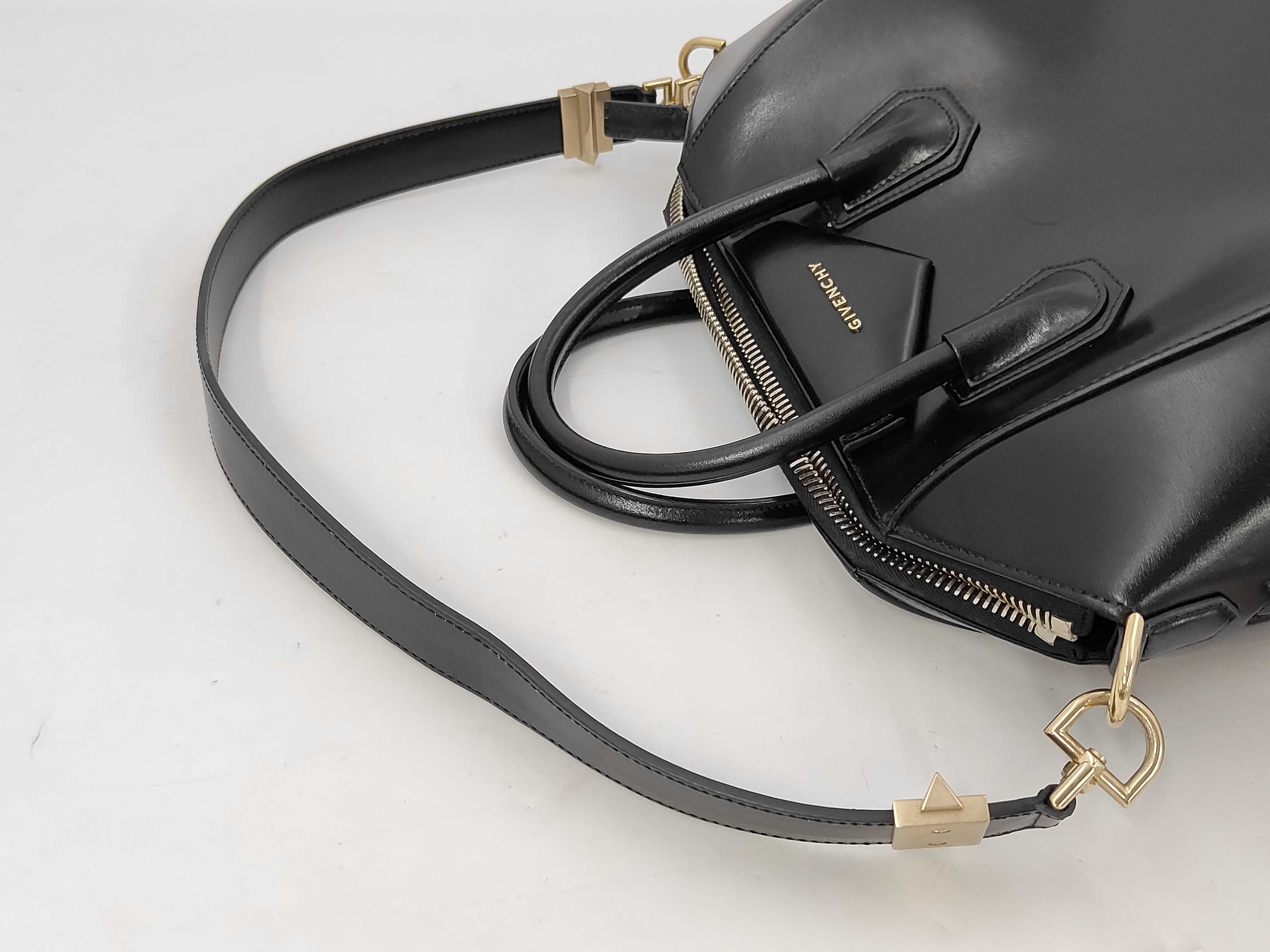 Antigona Small Bag in Box Calfskin Handbag — view 5