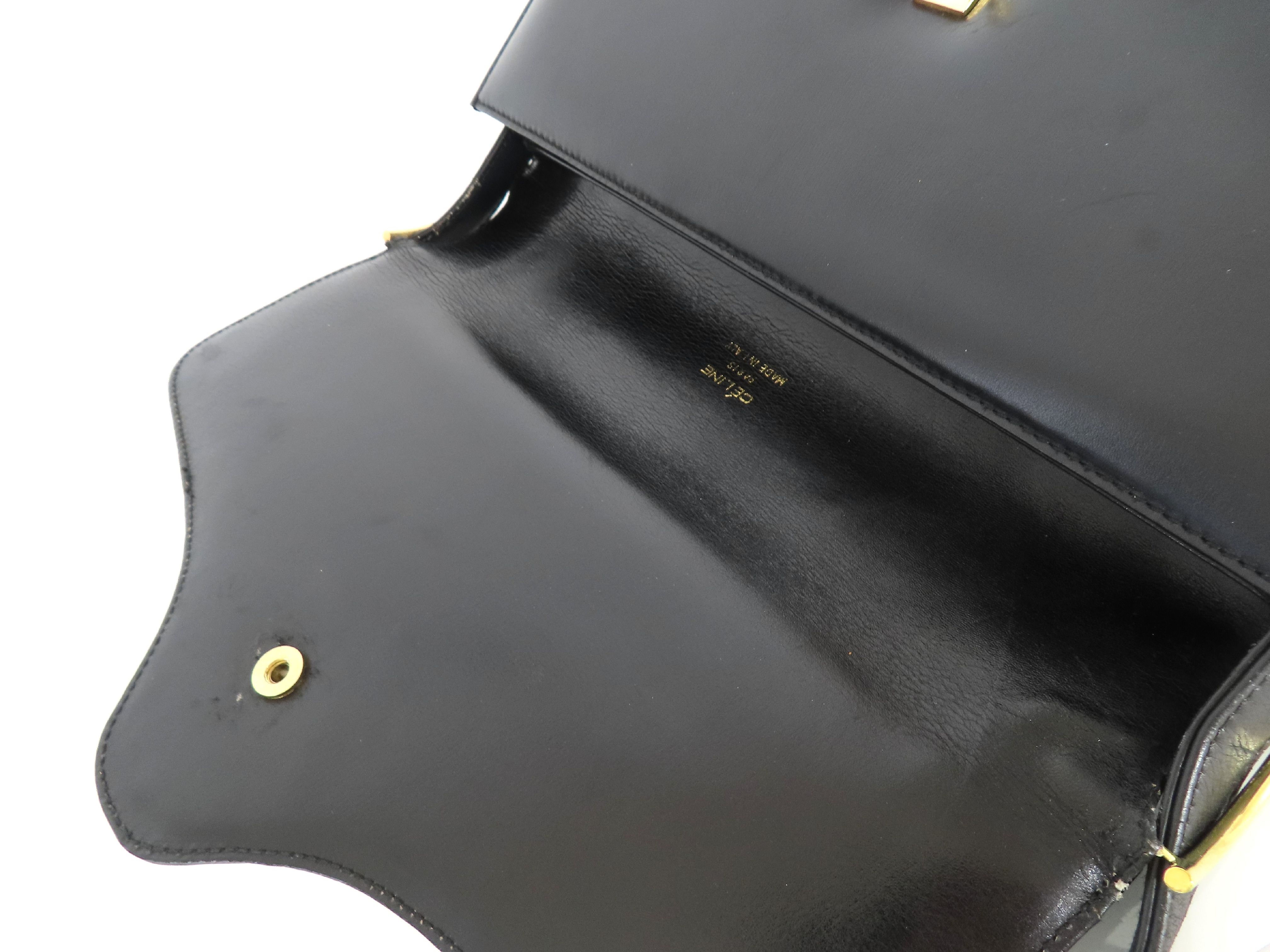 Carriage Hardware Leather Handbag — view 9