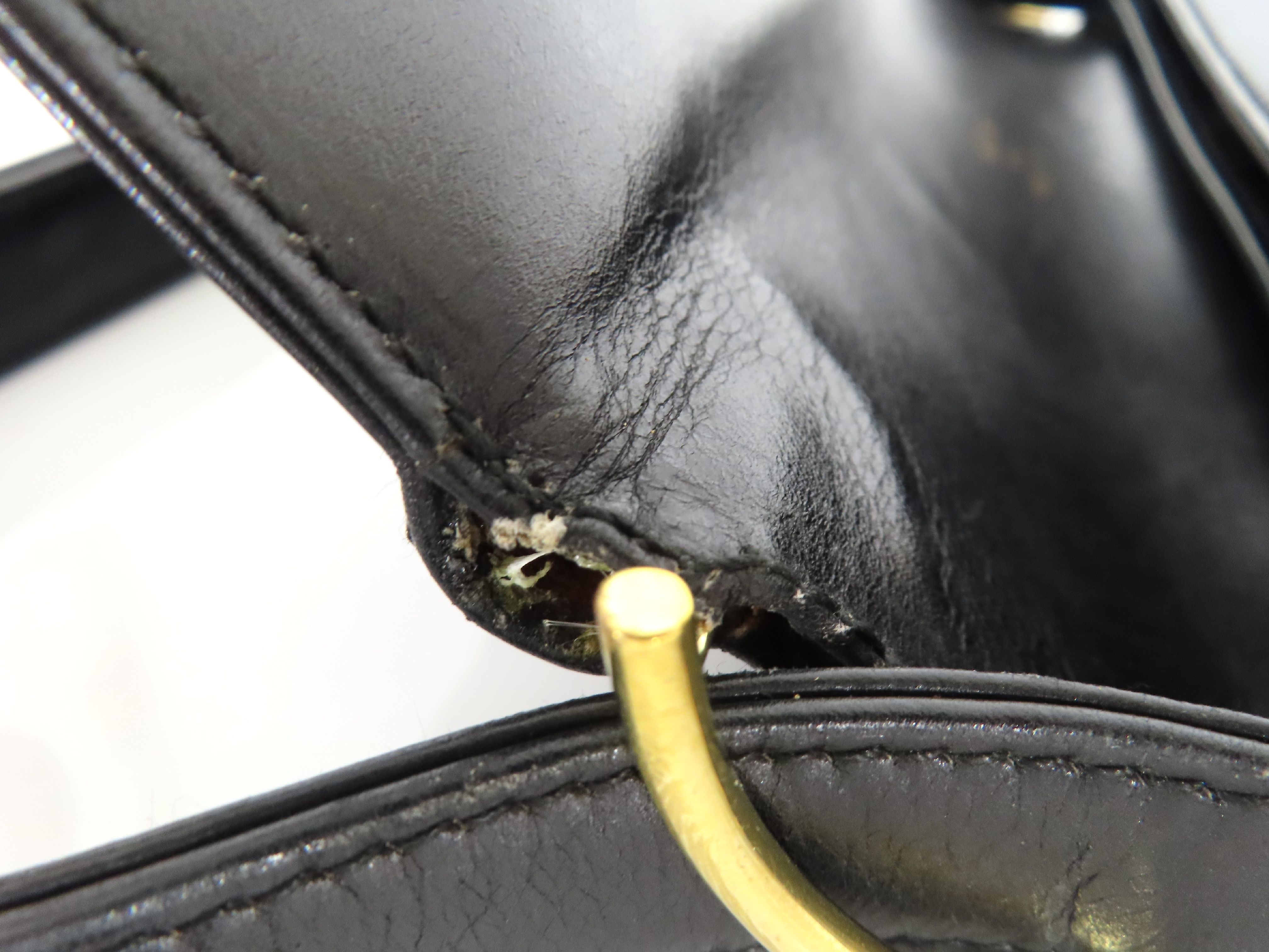 Carriage Hardware Leather Handbag — view 10