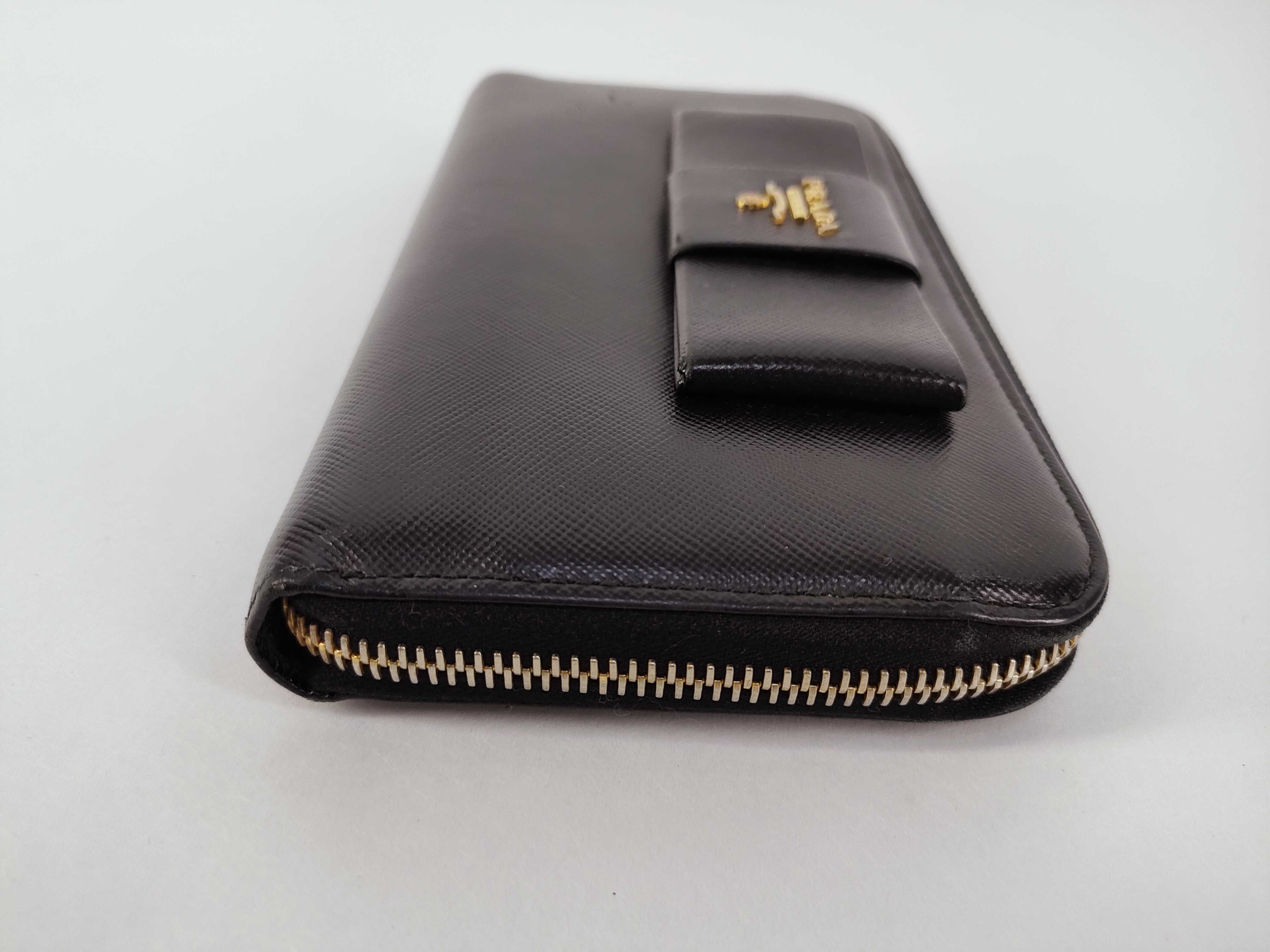 Ribbon-detailed Bi-fold Long Wallet, Saffiano Leather, 1M1132 — view 4