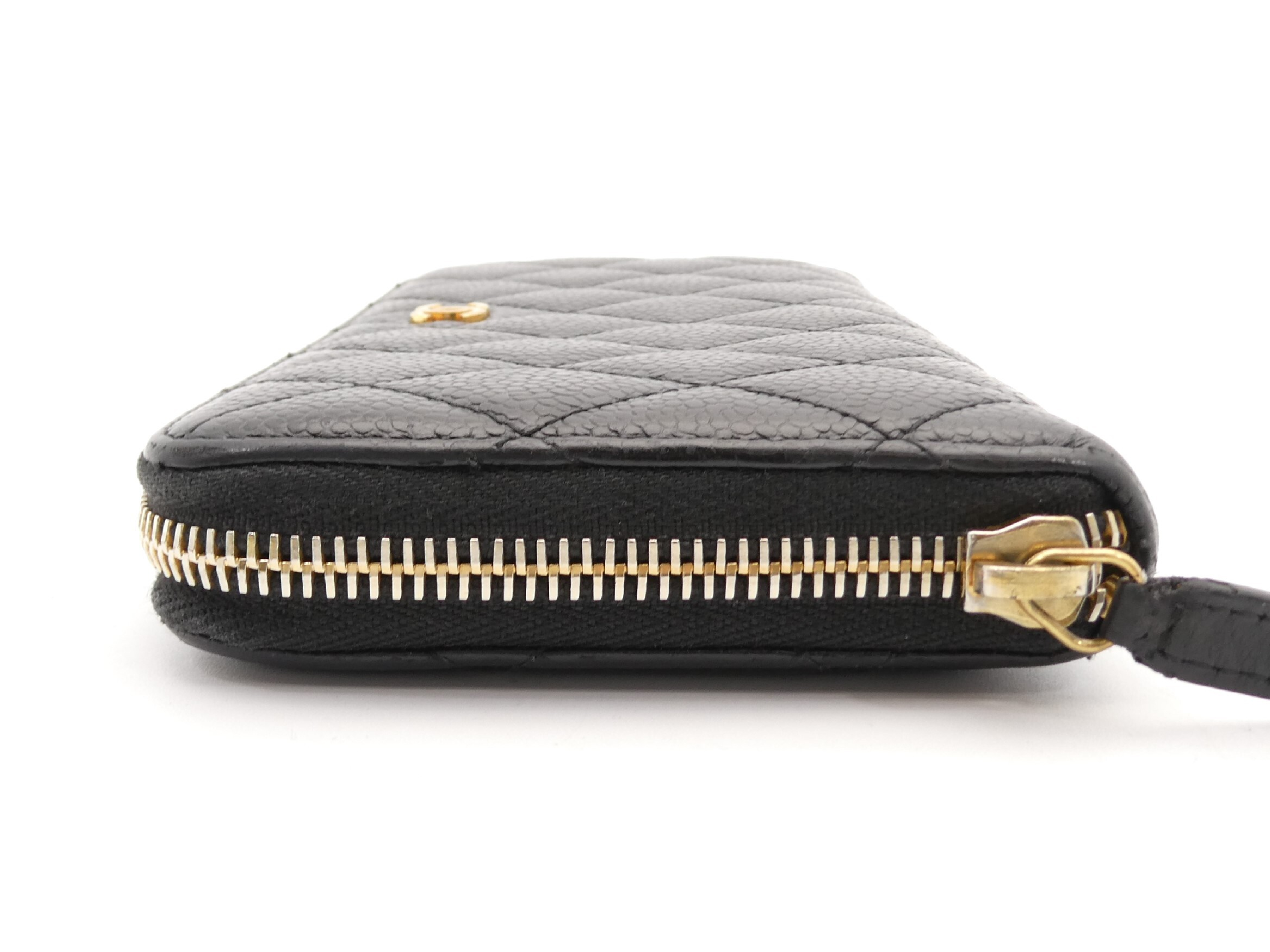 Matelassé Coco Mark Caviar Skin Round Zip Wallet — view 3