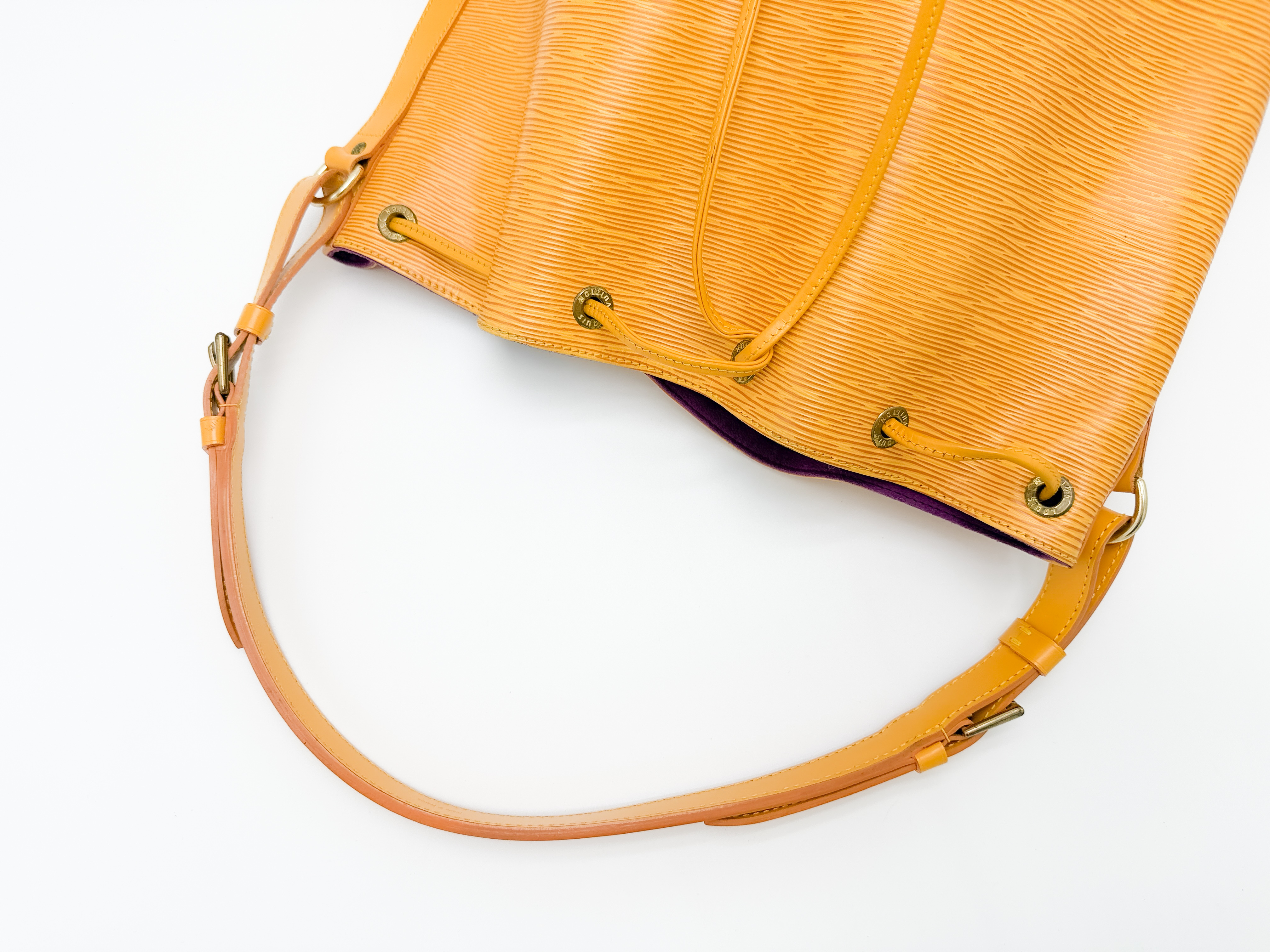 Epi M44009 Noe Tassili Yellow Shoulder Bag — view 3