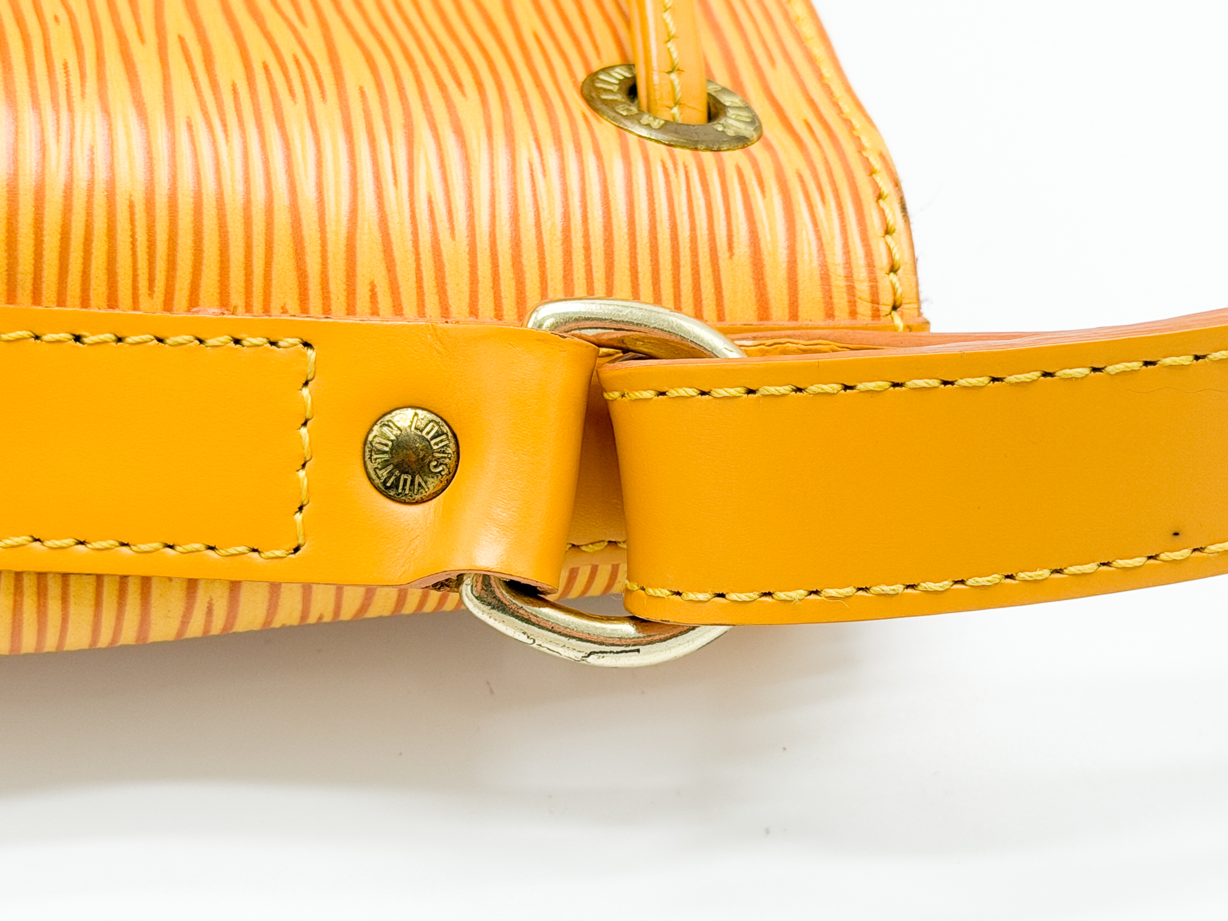 Epi M44009 Noe Tassili Yellow Shoulder Bag — view 4