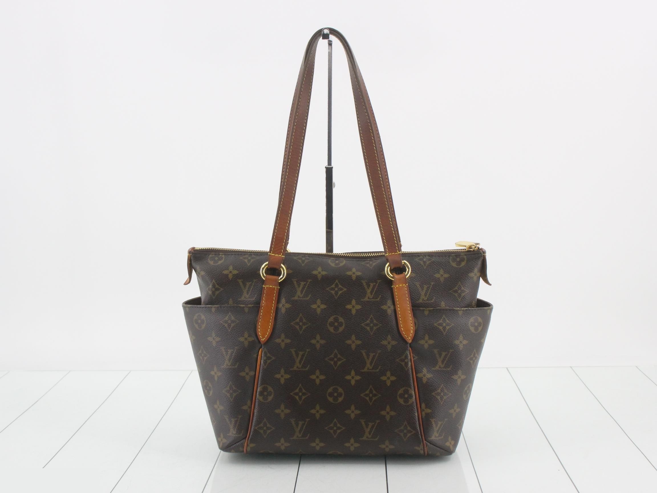 Monogram Totally PM (older model) tote bag — view 2