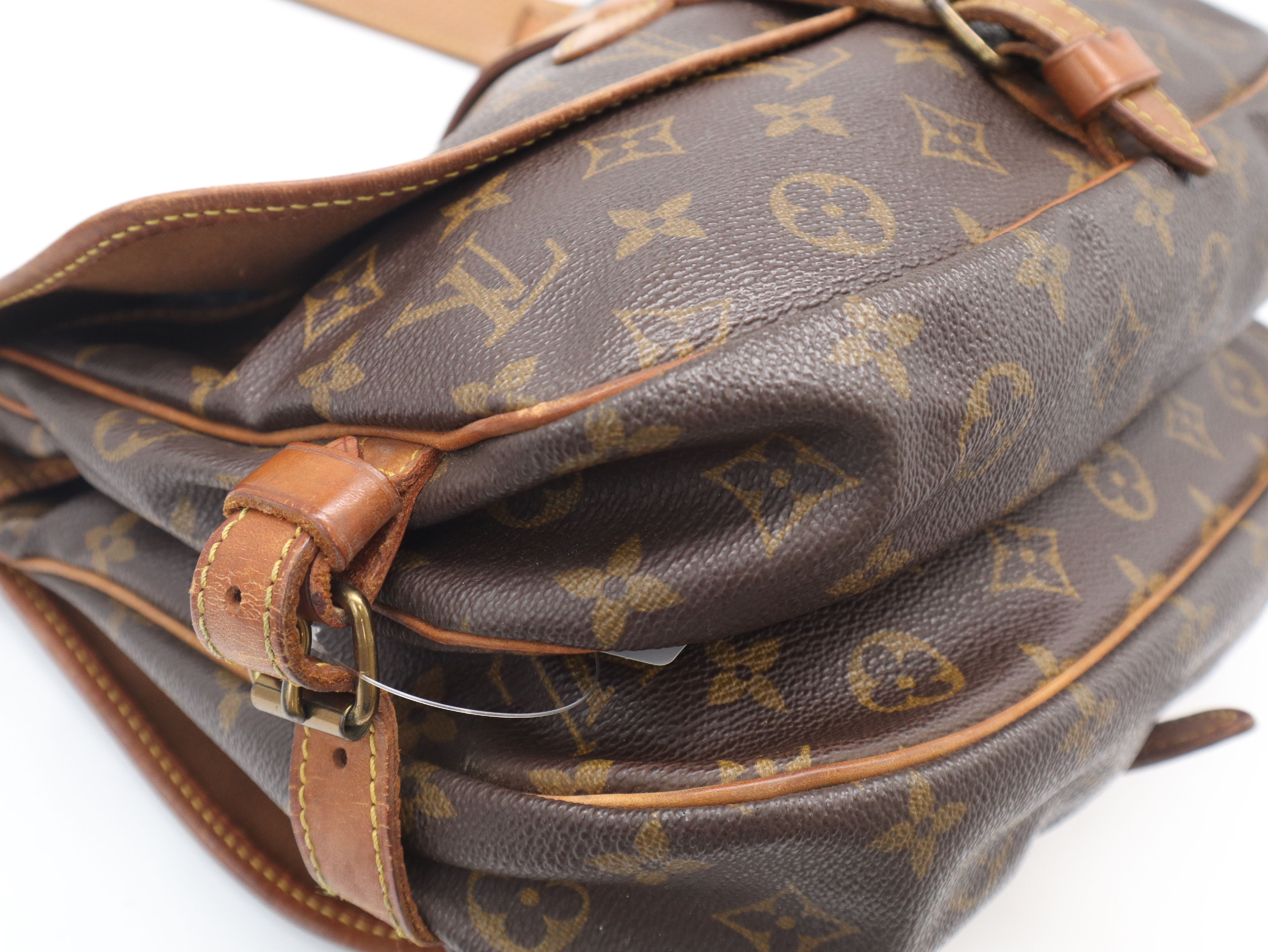 M42256 Monogram Saumur 30 Shoulder Bag — view 11