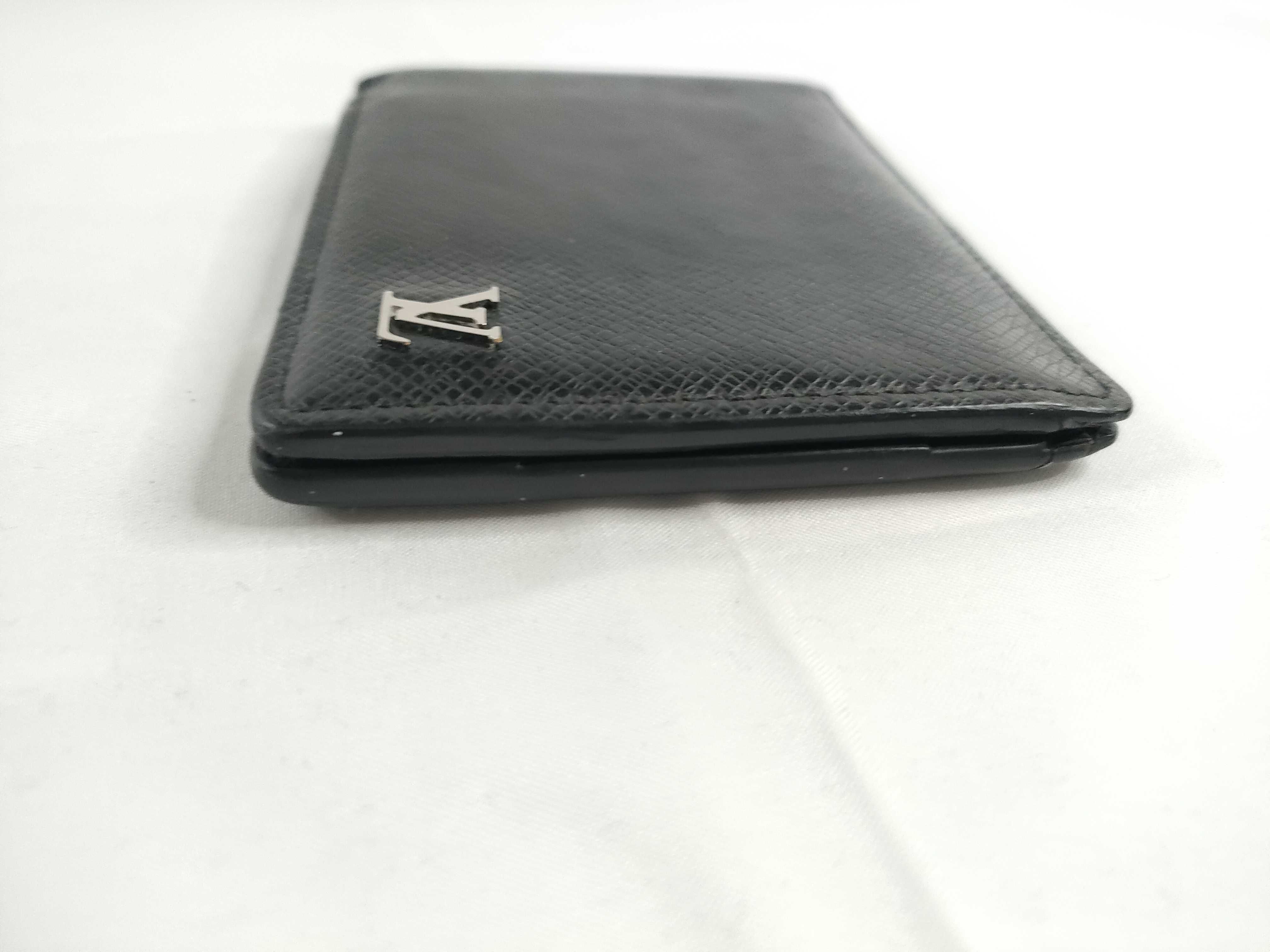 Taiga Louis Vuitton Taiga Multiple Billfold — view 6
