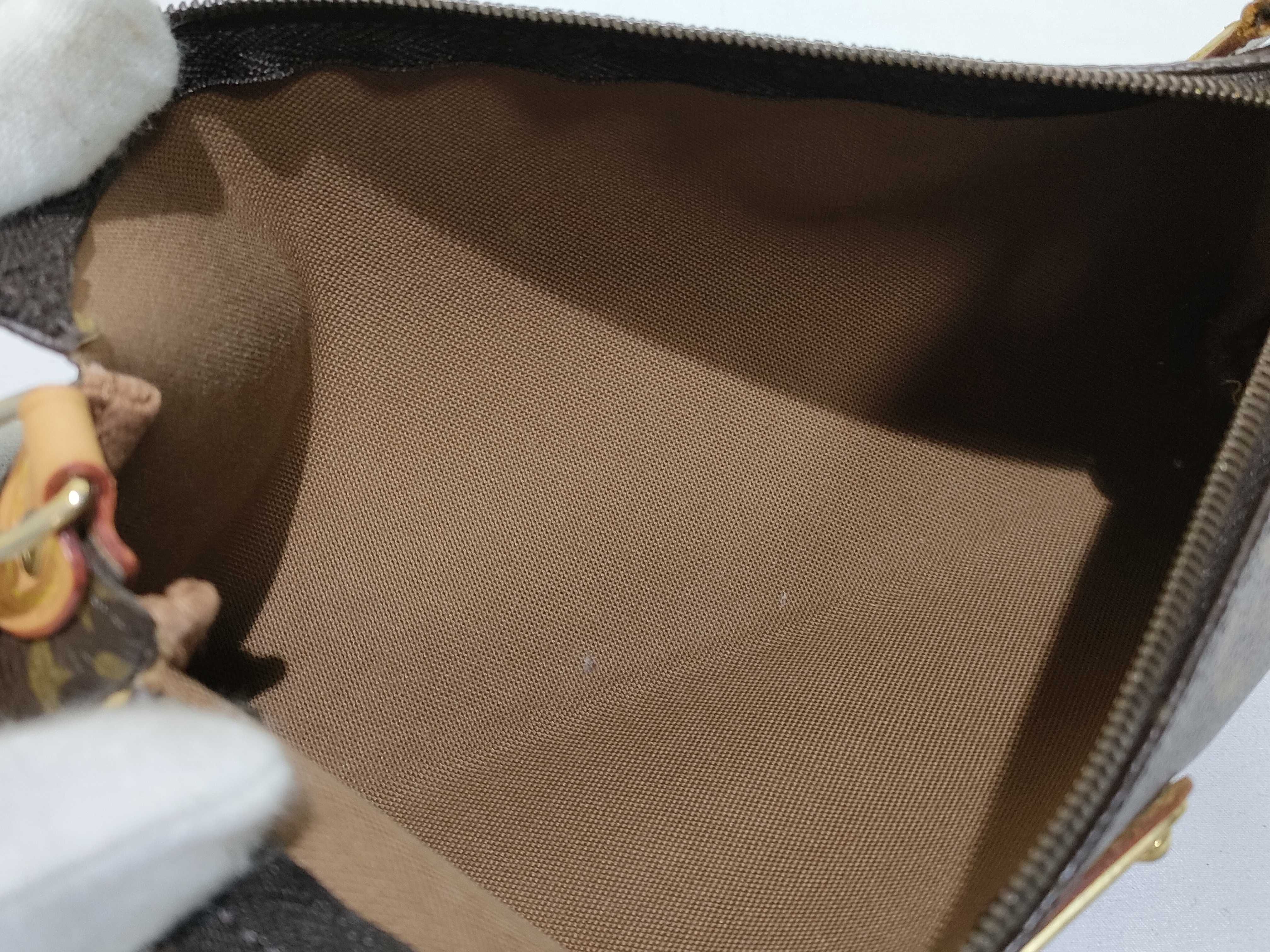 M95567 Shoulder Bag — view 9