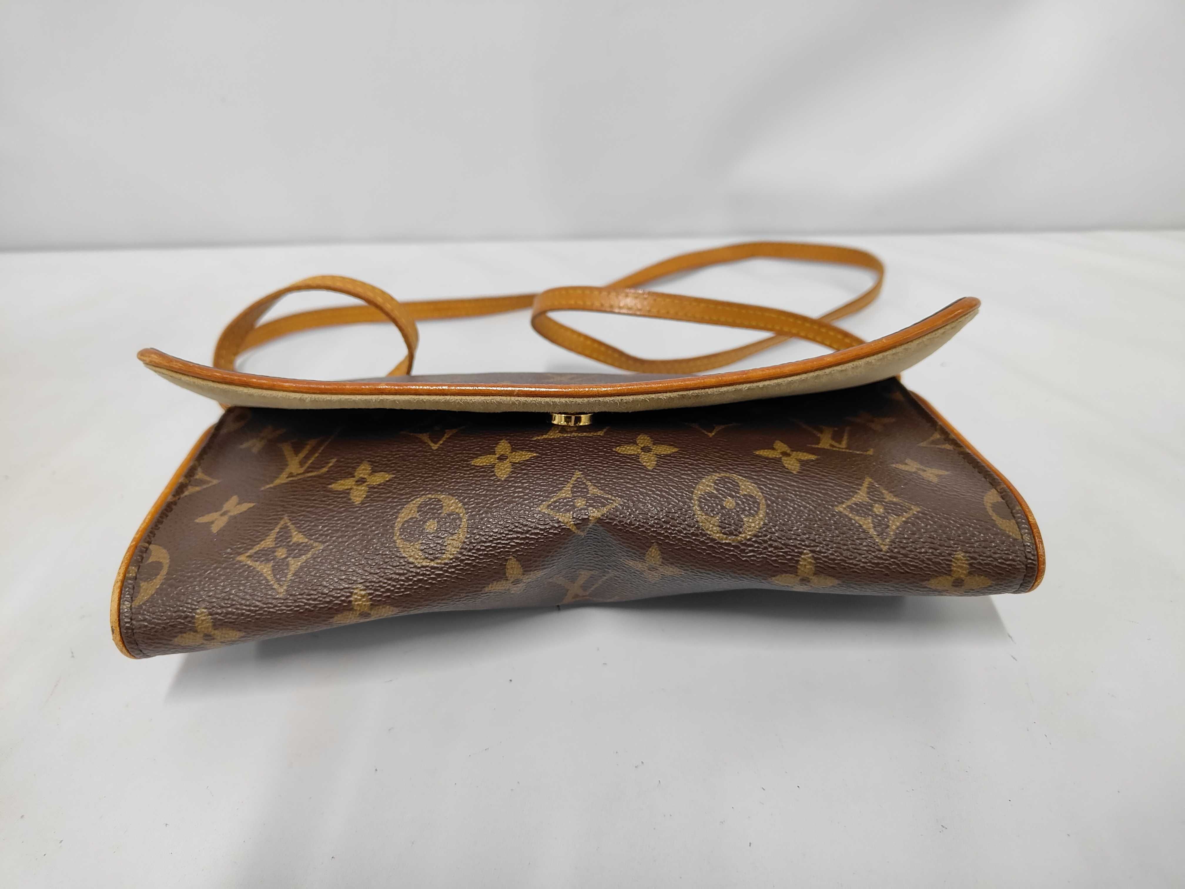 LV Pochette Twin Bag — view 3