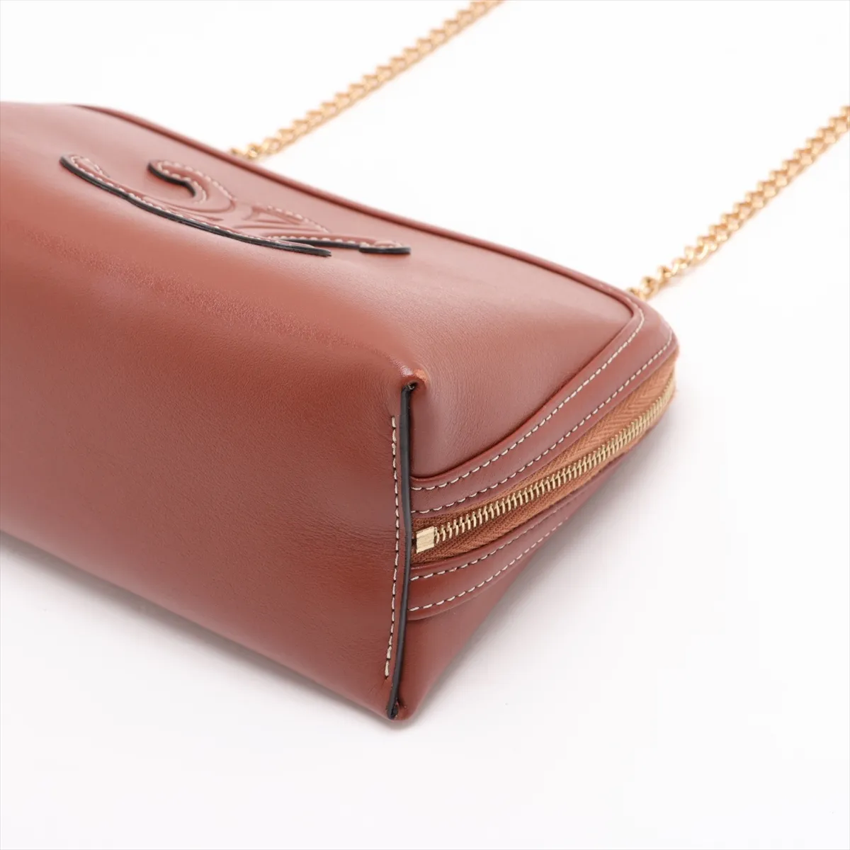 Triomphe Chain Clutch Cuir Leather Chain Shoulder Bag Brown — view 3