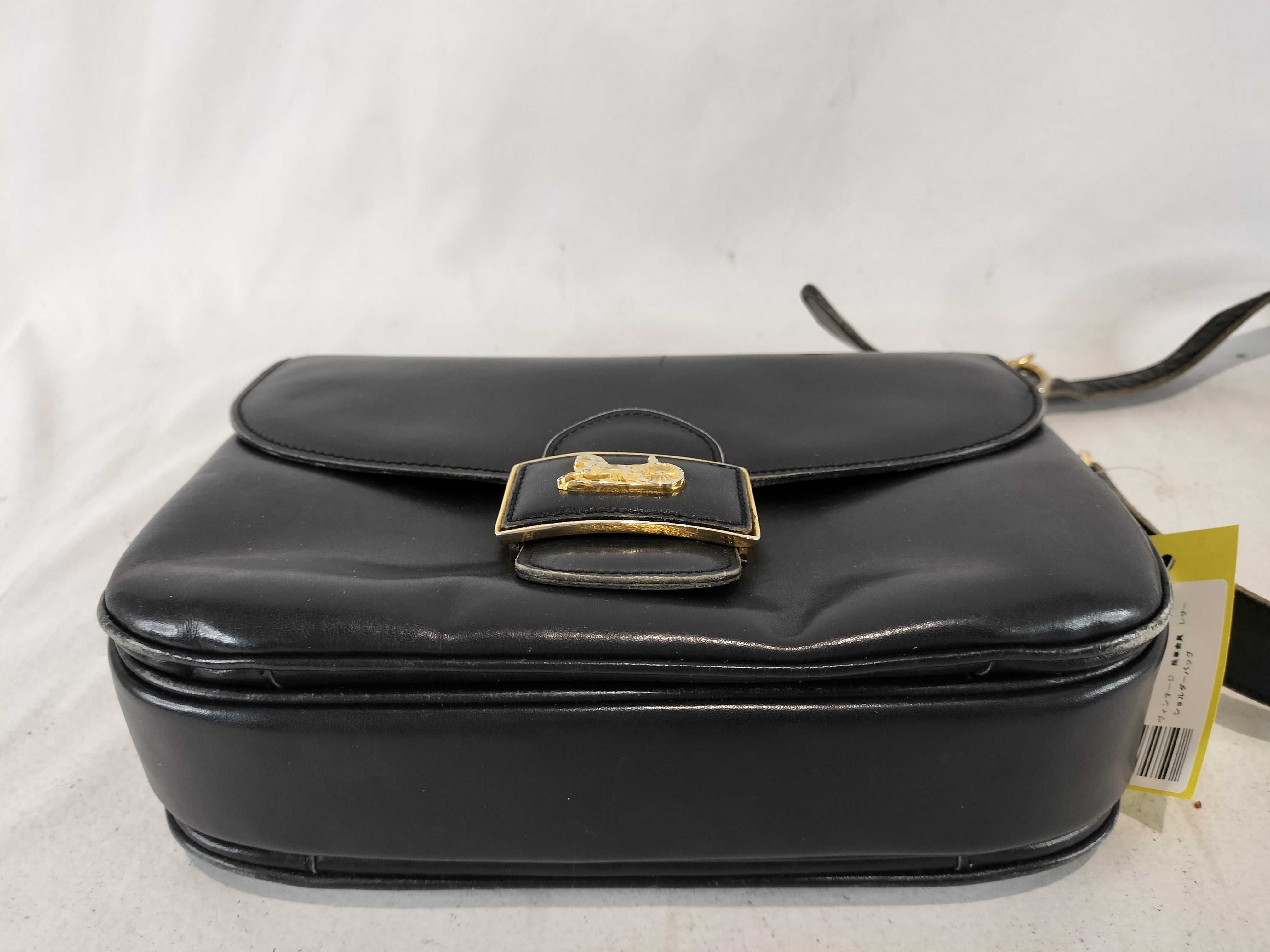 Vintage Carriage Hardware Leather Shoulder Bag — view 8