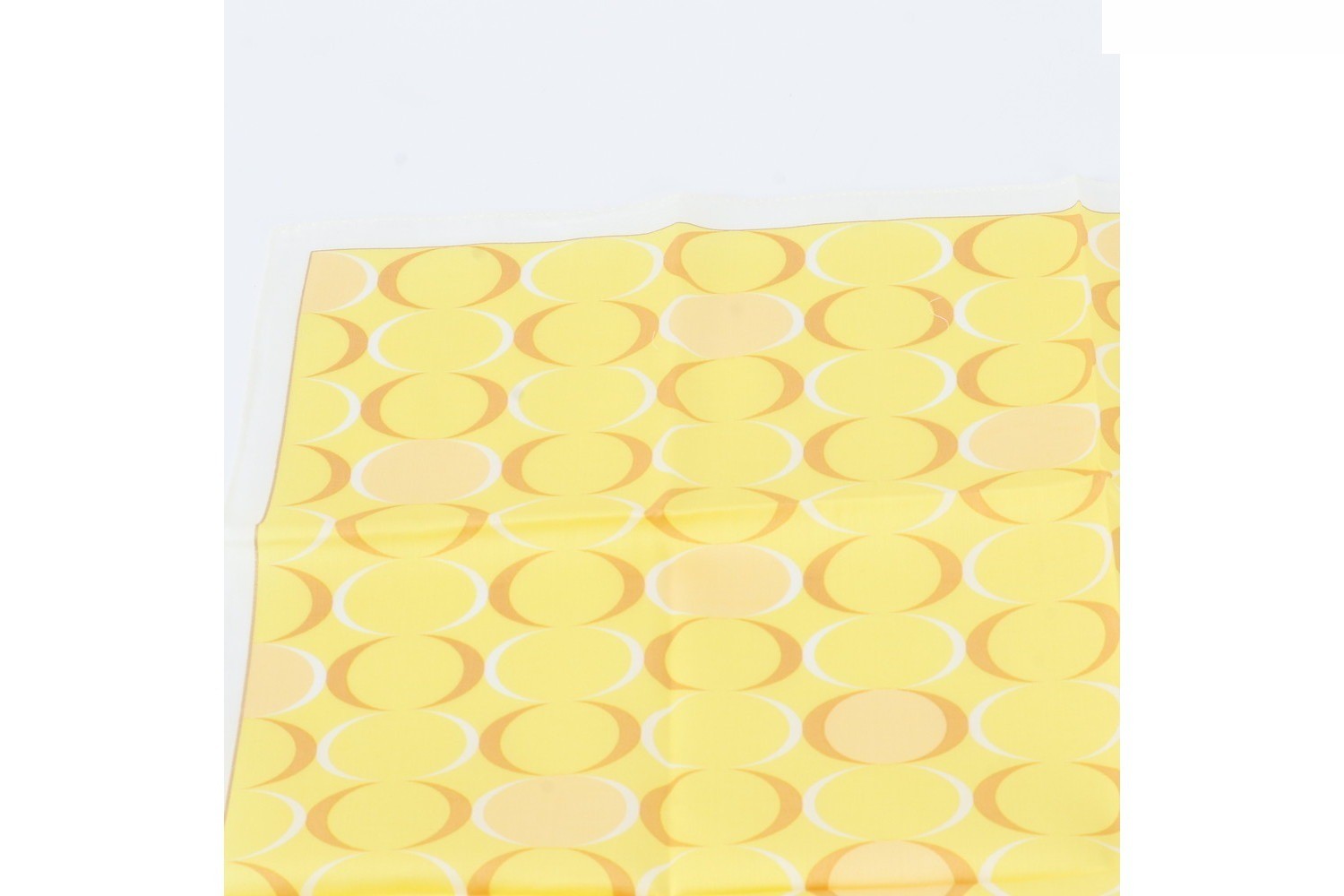 Other lines: Small items, accessories, scarves — view 3