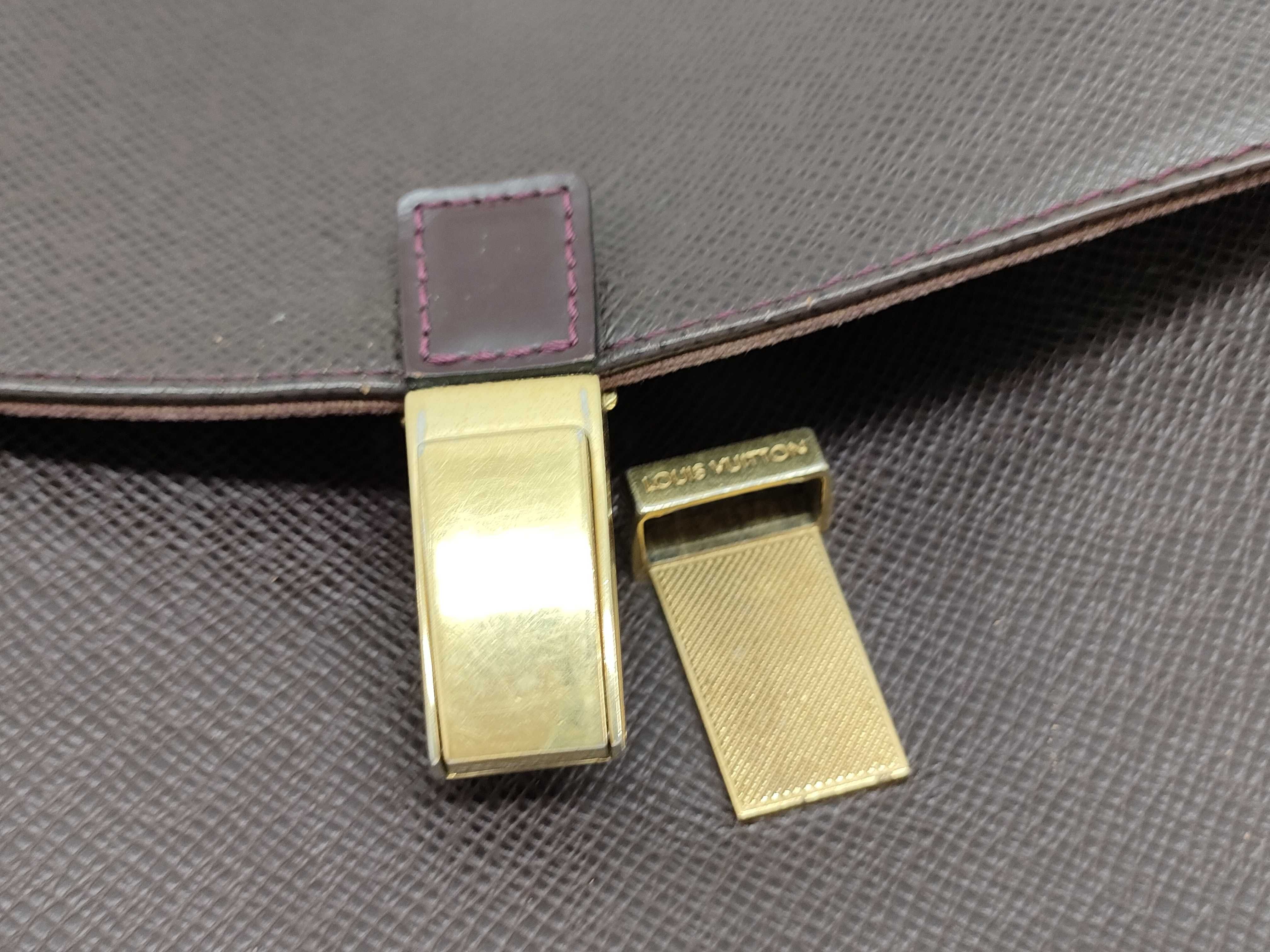 Taiga Shoulder Bag, Yaranga Acajou M30826 — view 14