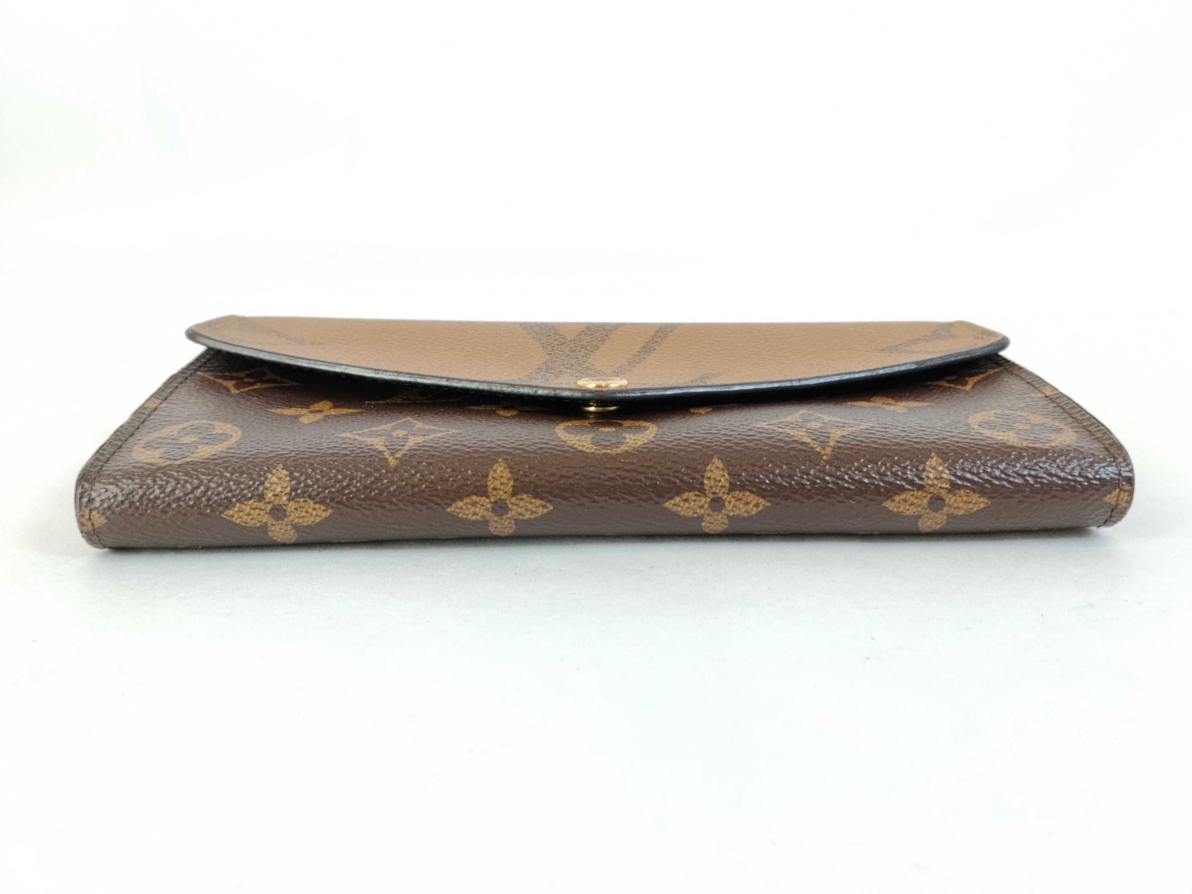 LV Long Wallet Monogram Giant Wallet — view 4